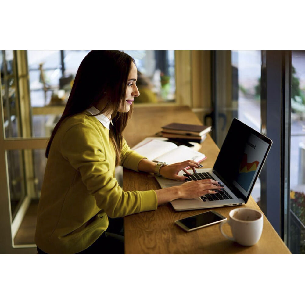 BrightScreen PF MBP 16 M1 M2 — view 5