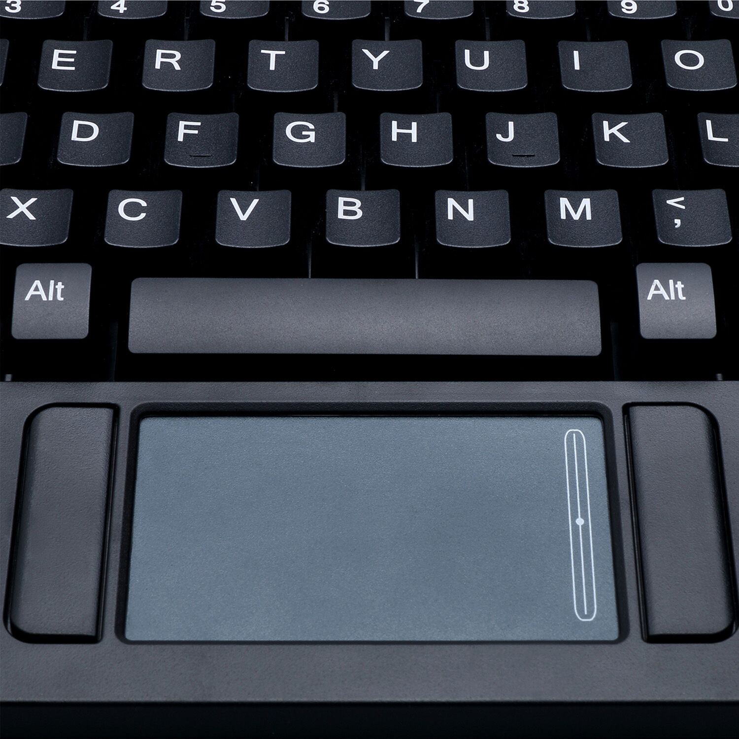 Adesso rackmount keyboard with integrated Glidepoint touchpad for 19-inch rack installations — view 4