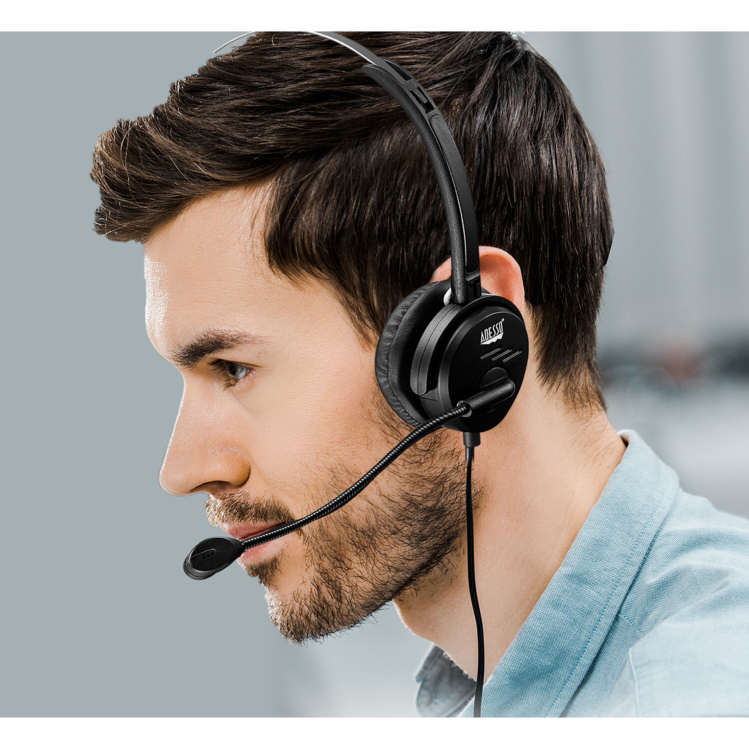 Adesso XTREAMP1 mono USB headset with adjustable microphone and in-line controls — view 9