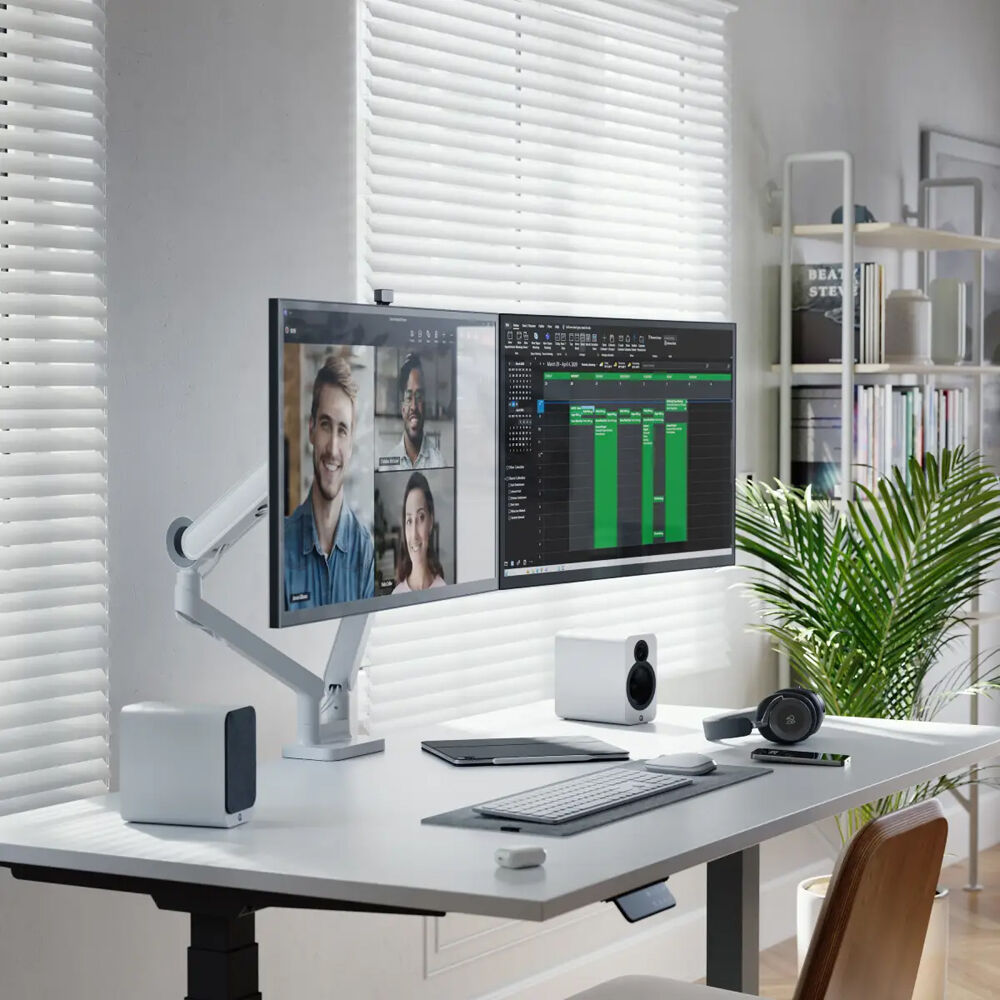 ALOGIC C32GMA2 dual monitor arm for two 32-inch displays — view 2