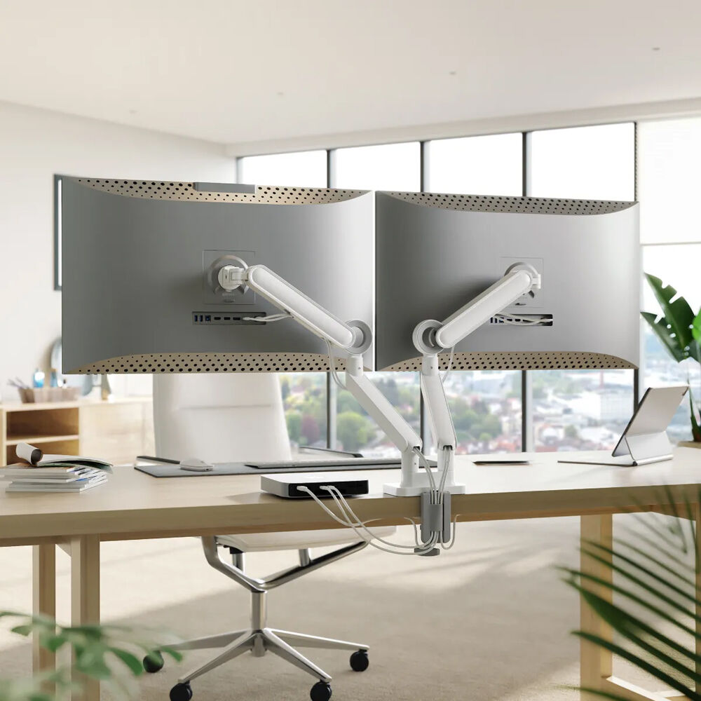 ALOGIC C32GMA2 dual monitor arm for two 32-inch displays — view 3