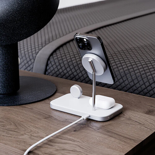ALOGIC MAGSPEED 3-in-1 wireless 15W charging station in black for phone, earbuds, and watch charging — view 6