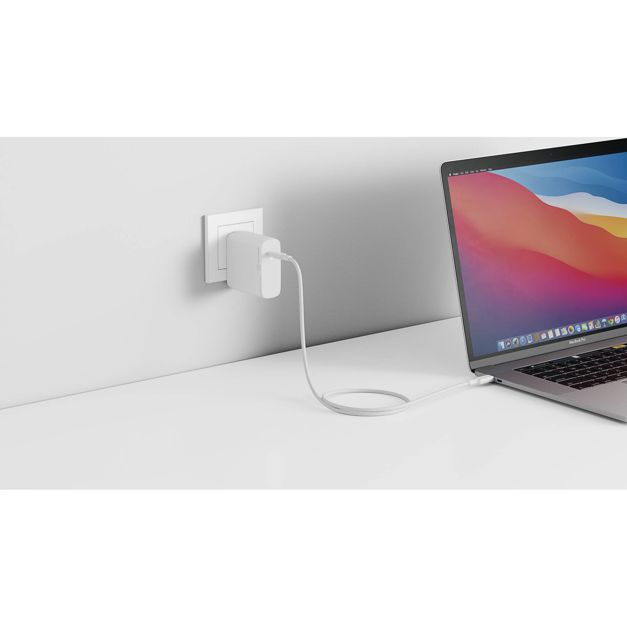 ALOGIC 1X100 Rapid Power100W GaN Charge WCG1X100-US compact USB-C charger — view 20