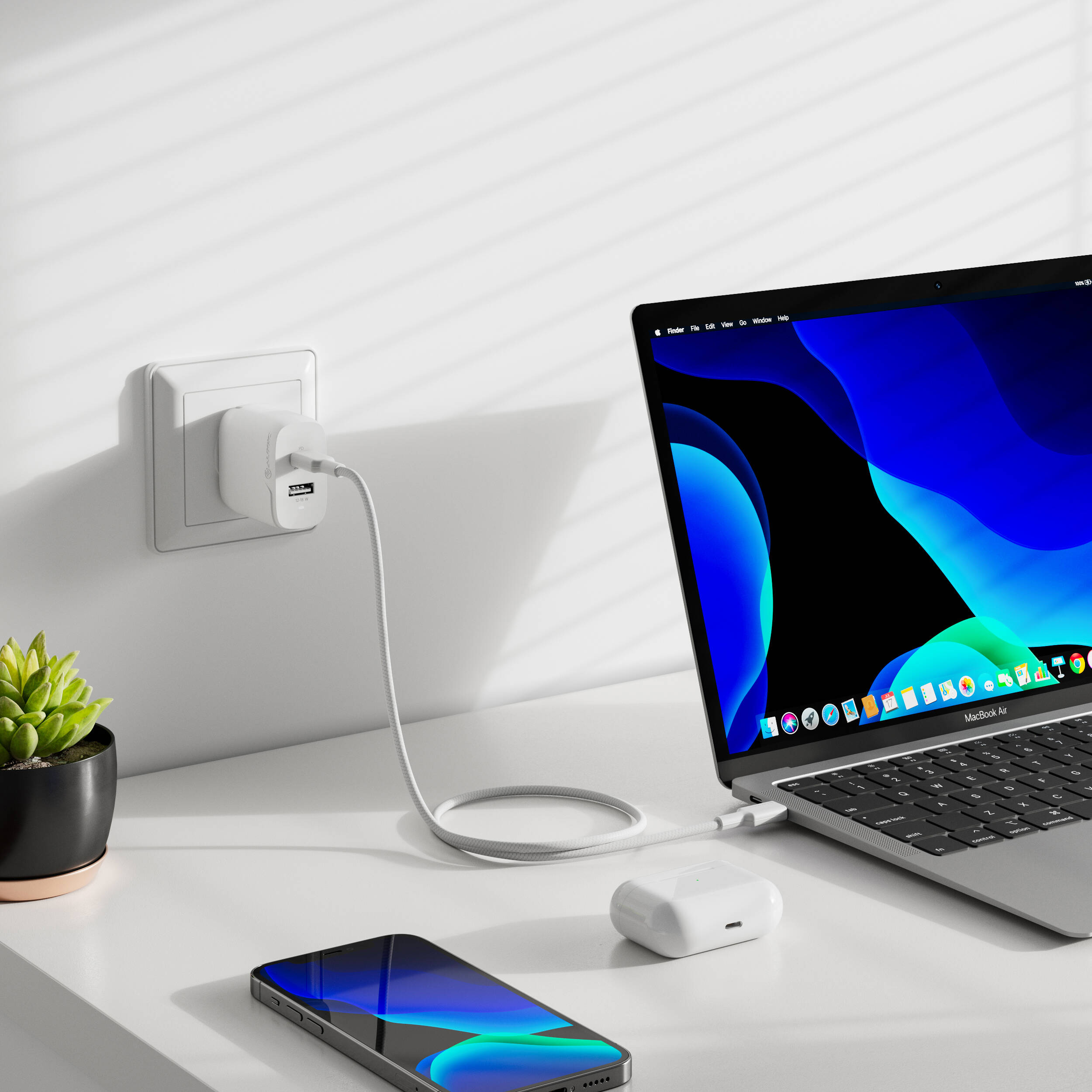 ALOGIC 2X32 Rapid Power 32W GaN wall charger with dual USB-C ports — view 21