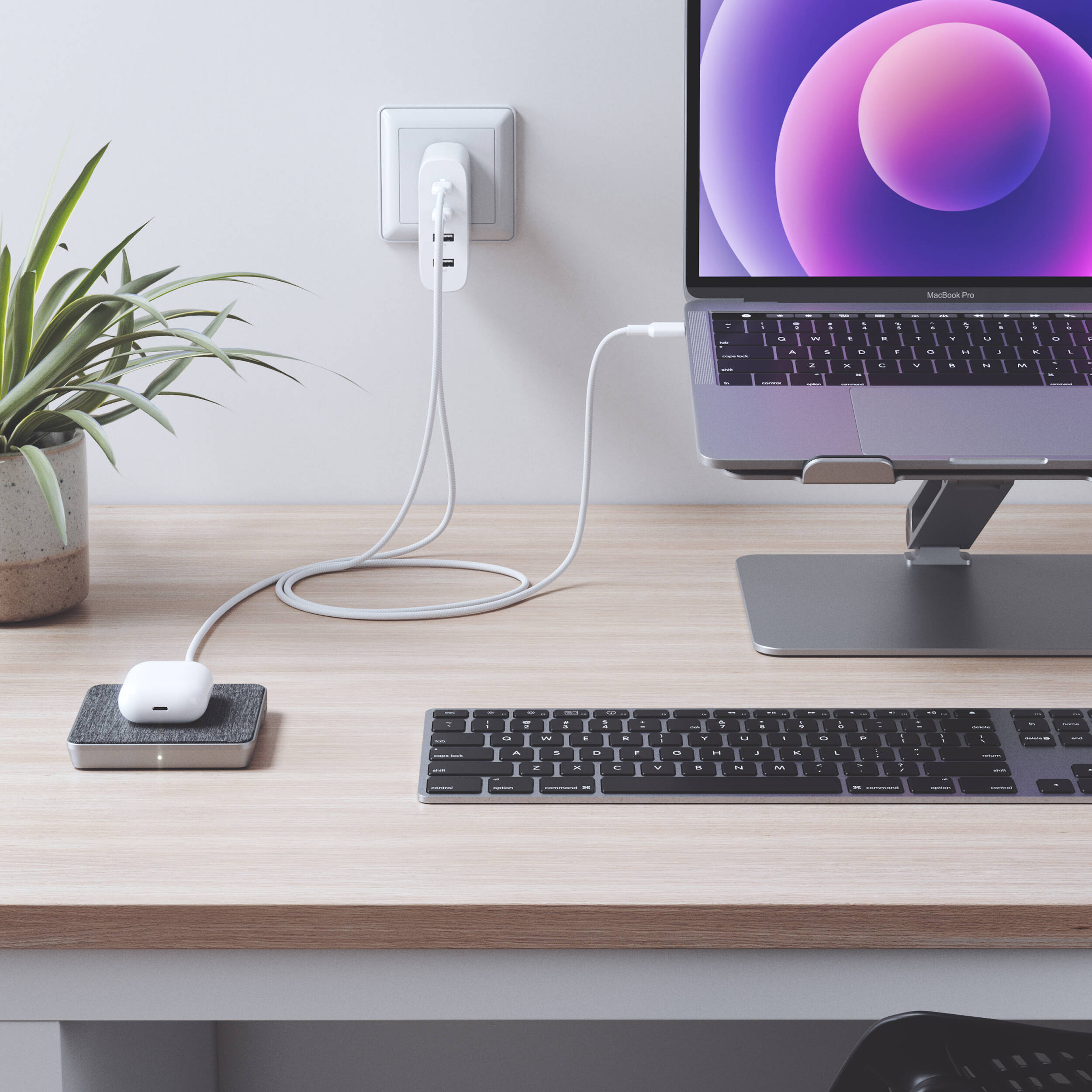 ALOGIC 4X100 Rapid Power 4-port 100 W GaN charger with USB-C charging — view 31
