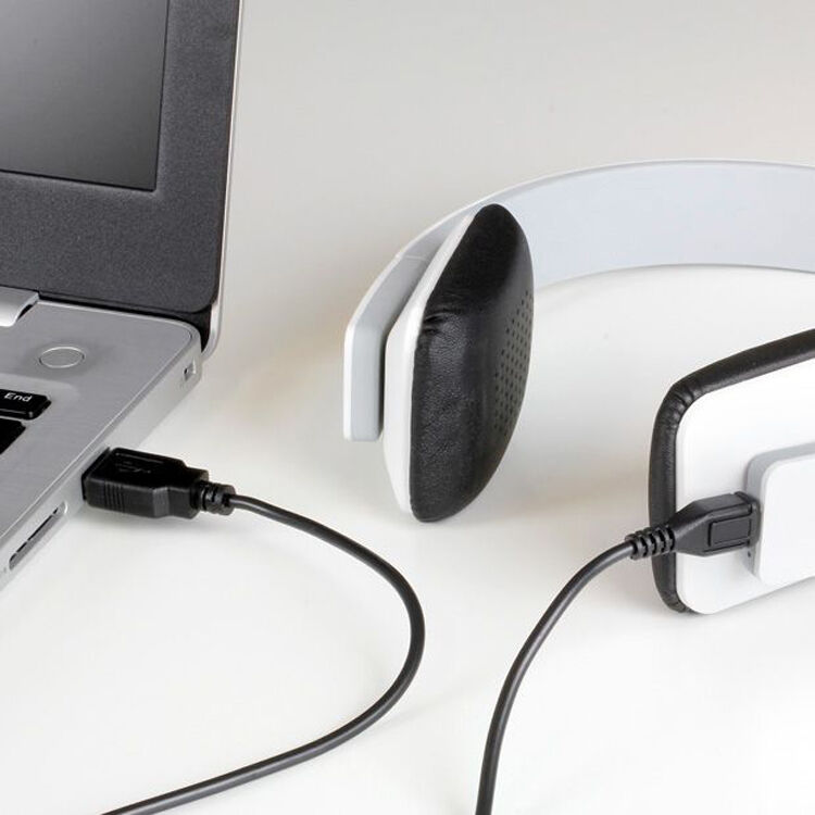 Aluratek ABH04F Bluetooth wireless stereo headphone in a simple over-ear headset design — view 5