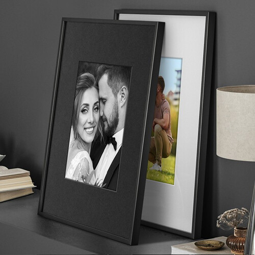 Aluratek 13.3-inch Wi-Fi ePaper digital photo frame with built-in battery — view 6