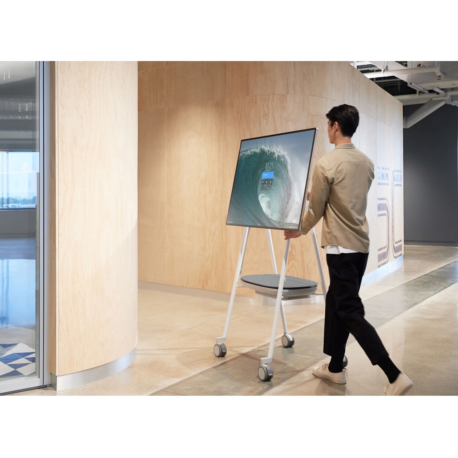 APC CSH2 rechargeable lithium-ion battery for Microsoft Surface interactive white board — view 5