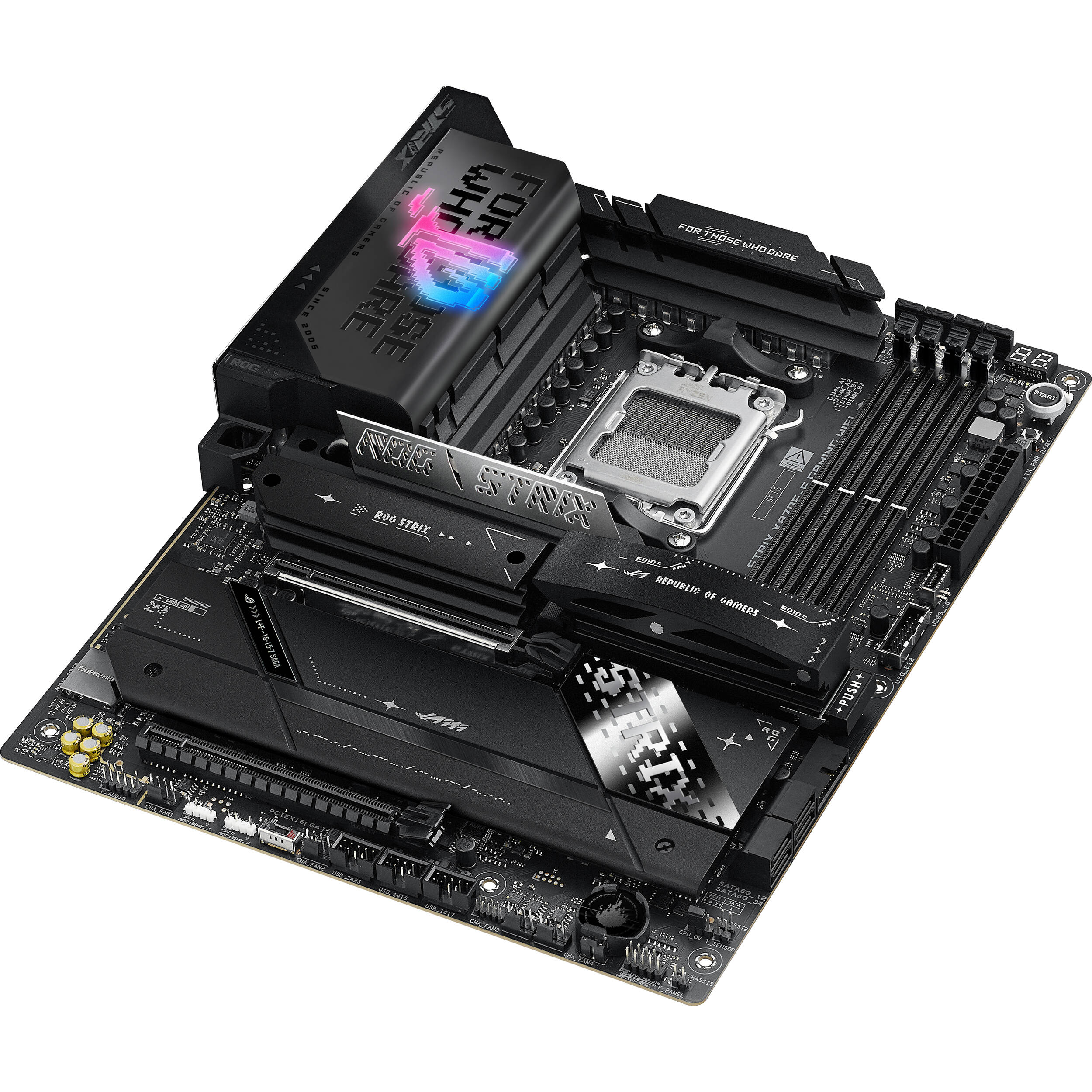 ASUS ROG STRIX X870E-E GAMING WIFI ATX motherboard for AMD AM5 with PCIe 5.0 and Wi-Fi 7 — view 5