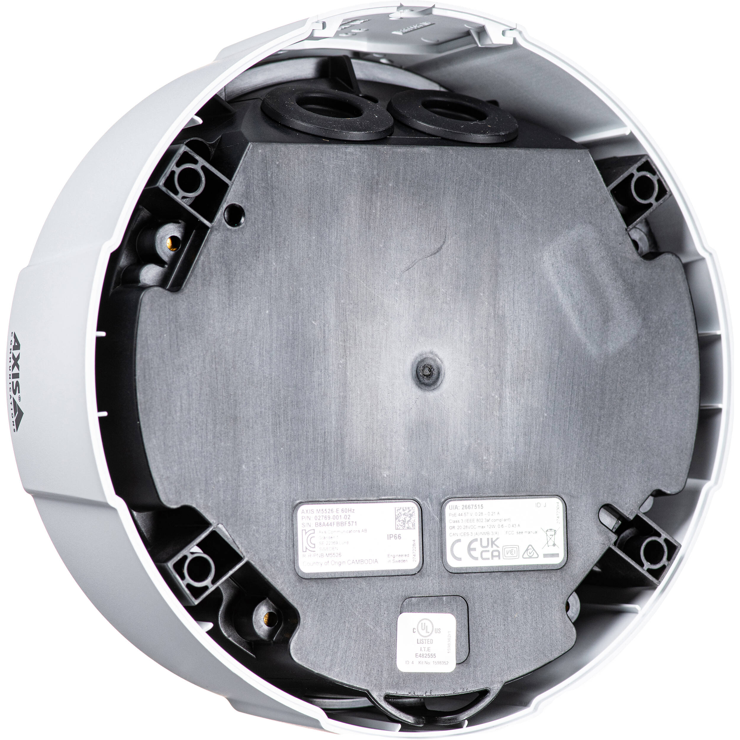 AXIS M5526-E 60 Hz - Discreet PTZ with 4MP resolution (2688x1512), 10x optical zoom, automatic day/night and autofocus. Continues 360 pan. WDR, Forensic Capture, IP66, PoE and 24V. 60fps in H.264, H.265 and Motion JPEG, Zipstream, Axis deep learning analytics, Scene profiles, two-way audio, 4 I/O. Surface mount or Axis PTZ standard mount. Midspan not included. — view 4