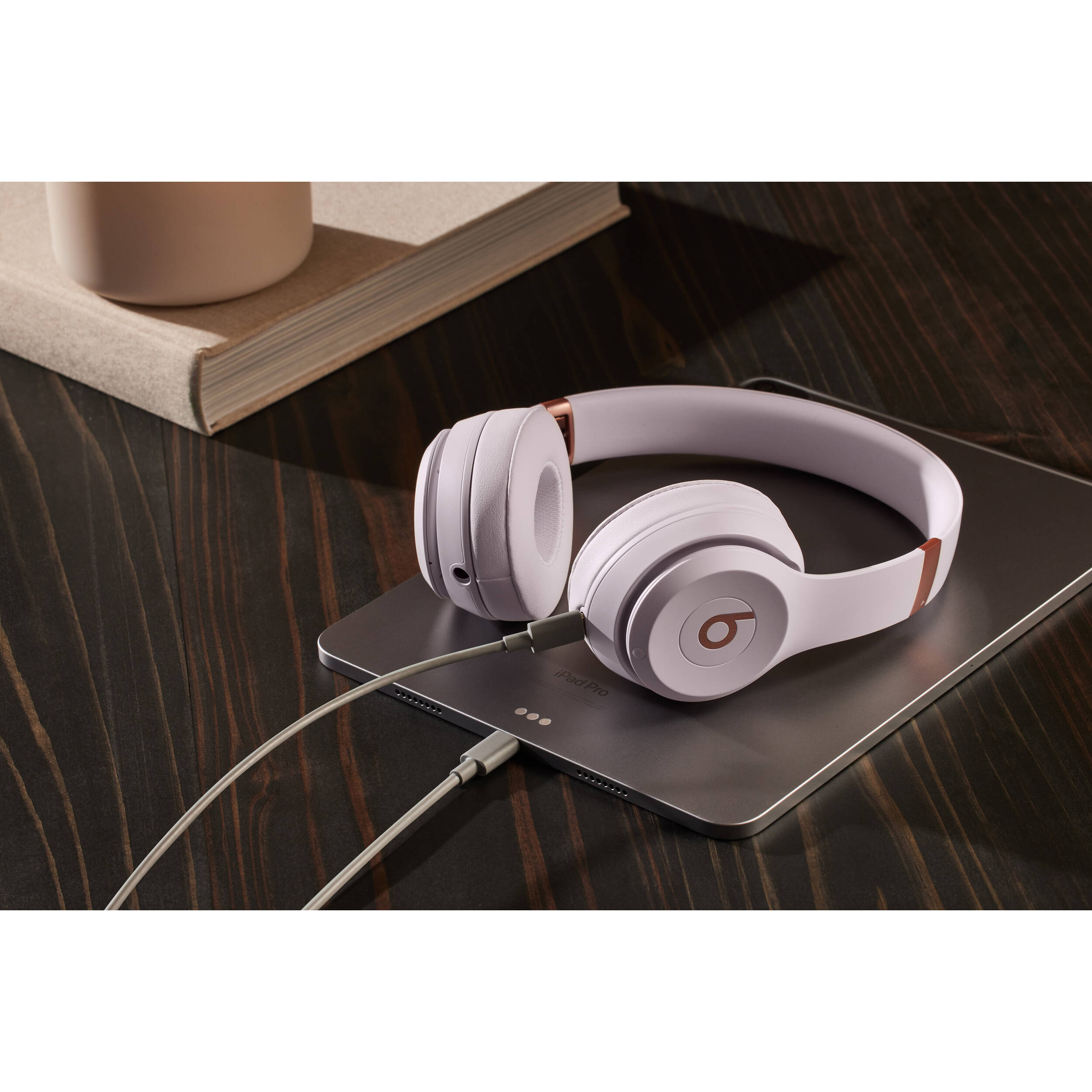 Beats Solo 4 Wireless headset in Cloud Pink with compact on-ear design — view 8
