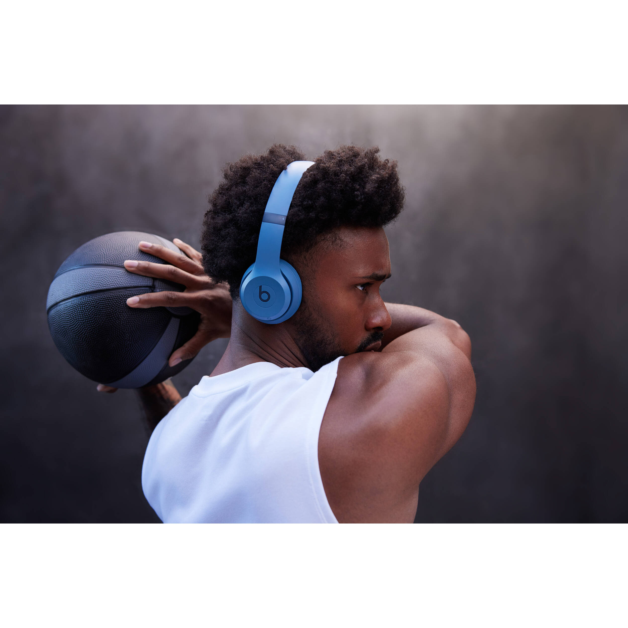 Beats Solo 4 Wireless headset in Slate Blue, compact on-ear wireless design — view 10