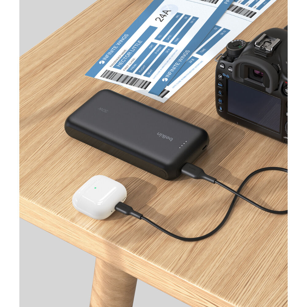 BELKIN MOBILE BOOSTCHARGE PWRBNK BOOSTCHARGE PWRBNK 20K W/ INTEGRATED CBL — view 4