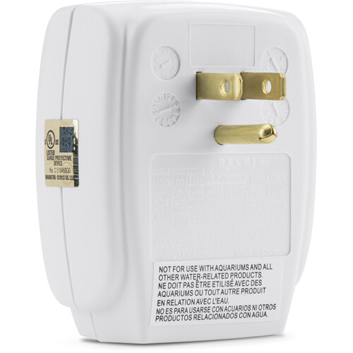 Belkin SurgeCube 1-outlet wall-mount surge protector in compact cube form factor — view 3