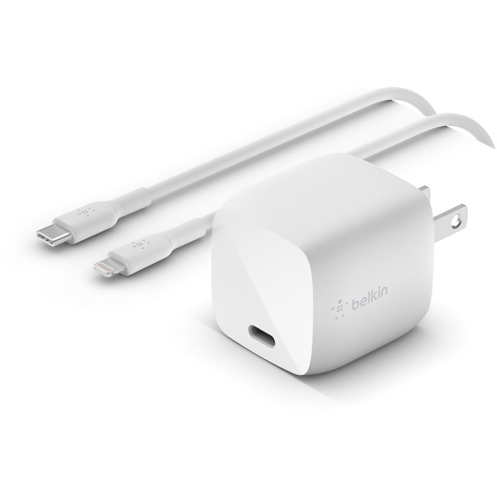 Belkin BOOST CHARGE 30W USB-C GaN wall charger with USB-C to Lightning cable, model WCH001DQ1MWH-B5 — view 2