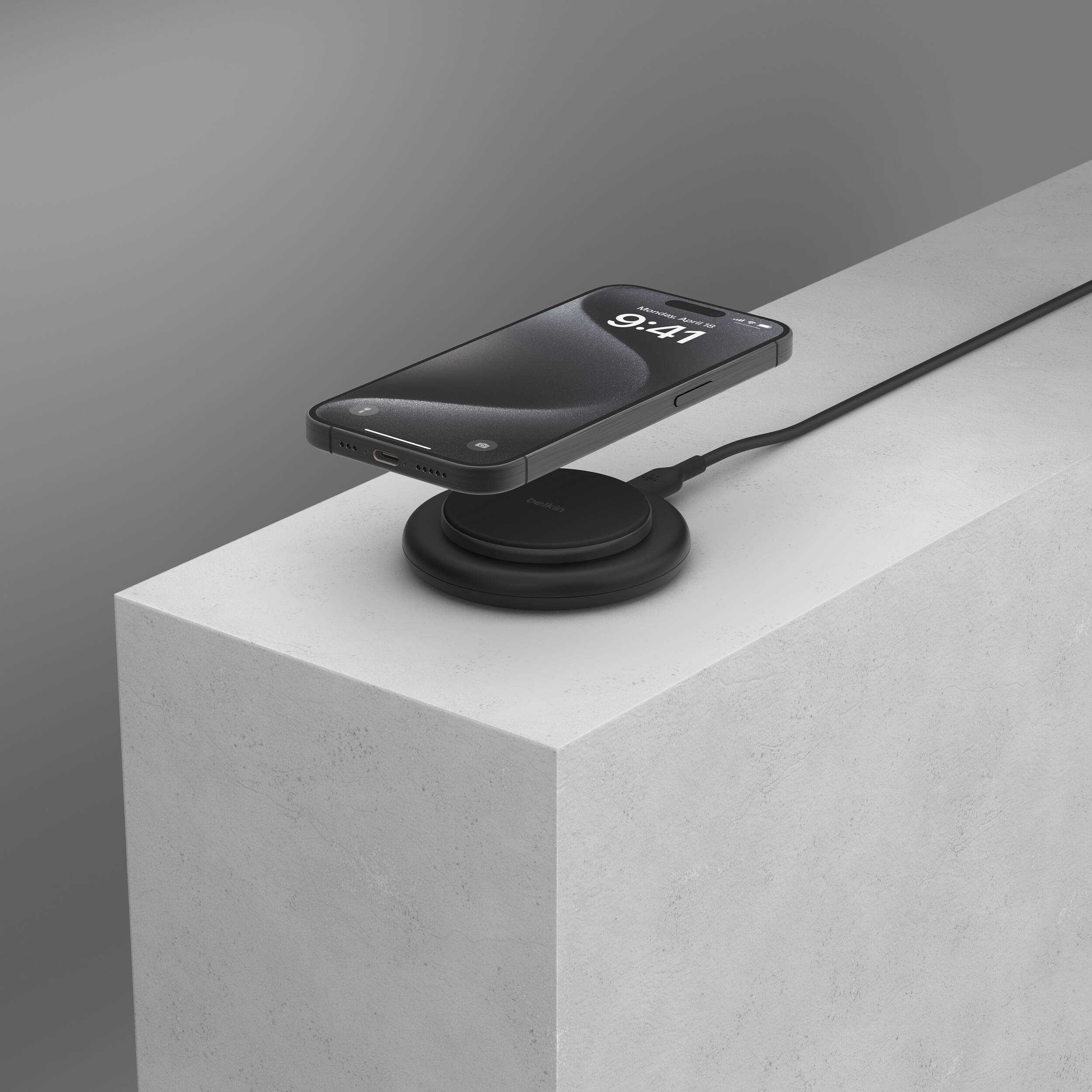 QI2 MGNTC CHRGNG PAD BLK — view 4