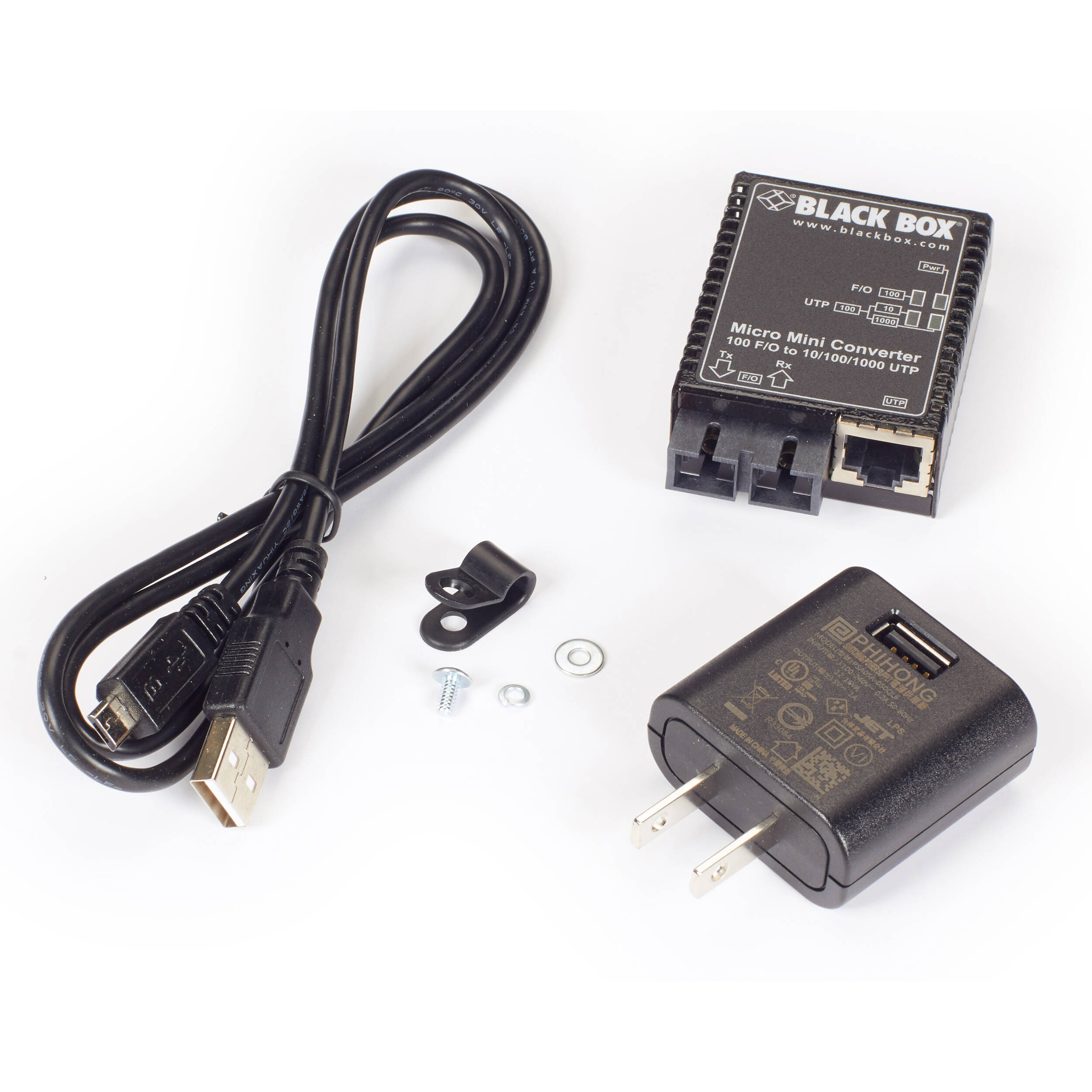 Black Box LMC402A Fast Ethernet media converter for 10/100/1,000 Mbps copper to 100 Mbps conversion — view 4