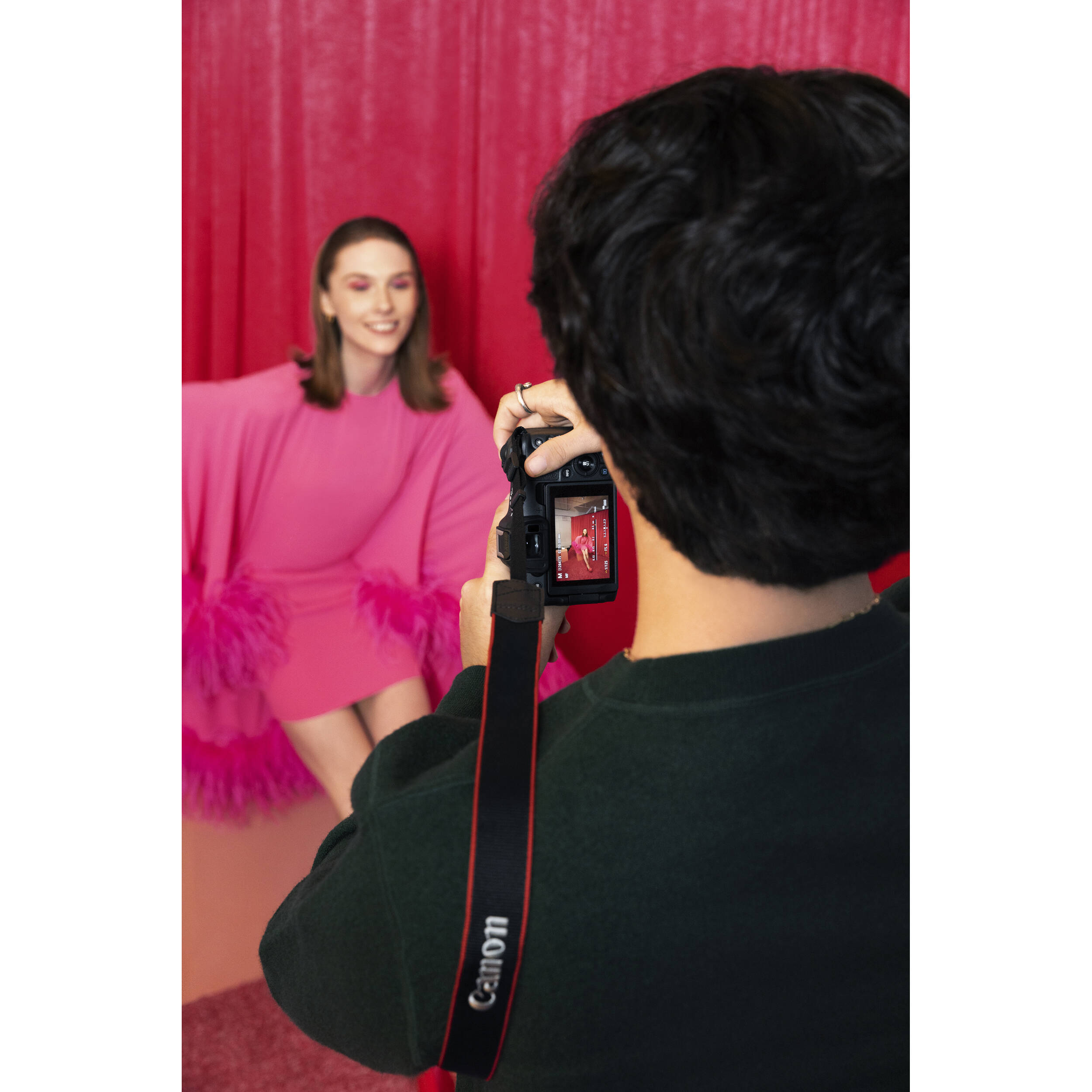 Canon EOS R8 mirrorless camera content creator kit for full-frame stills and 4K video — view 13