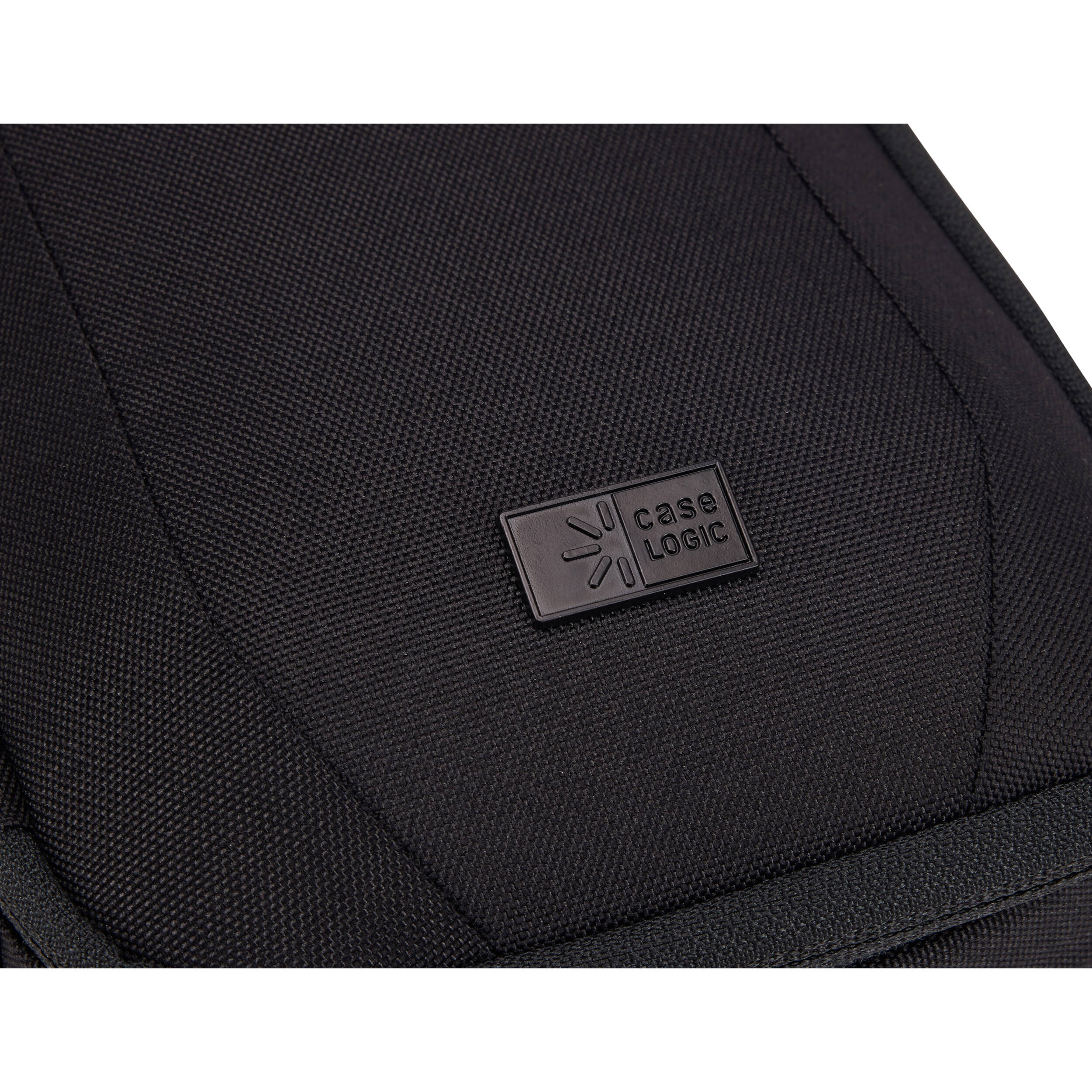 Case Logic Invigo Accessory Case Medium for organizing cables, chargers, and small tech accessories — view 8
