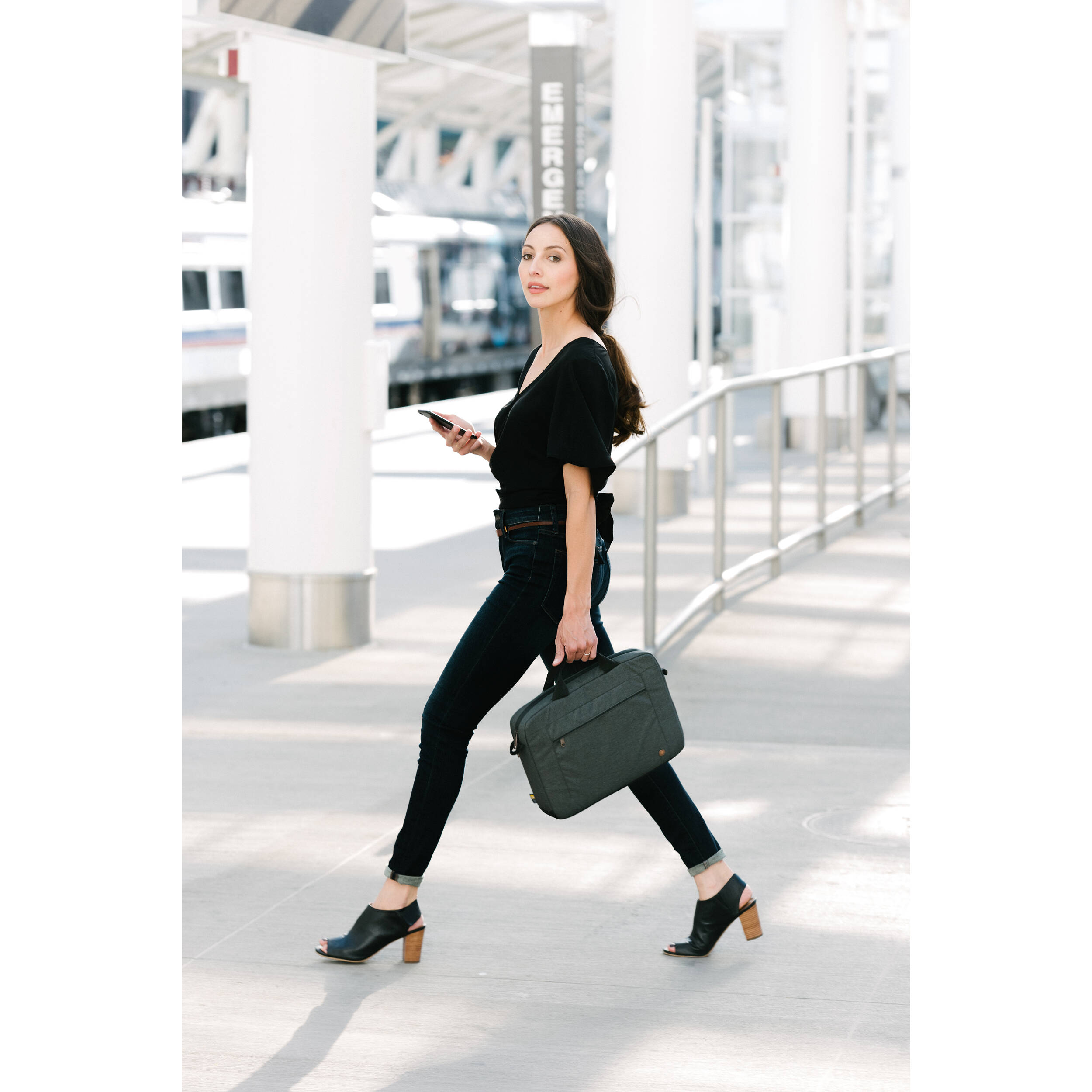 CASE LOGIC Era 14-inch attache laptop bag in black with slim professional design — view 11