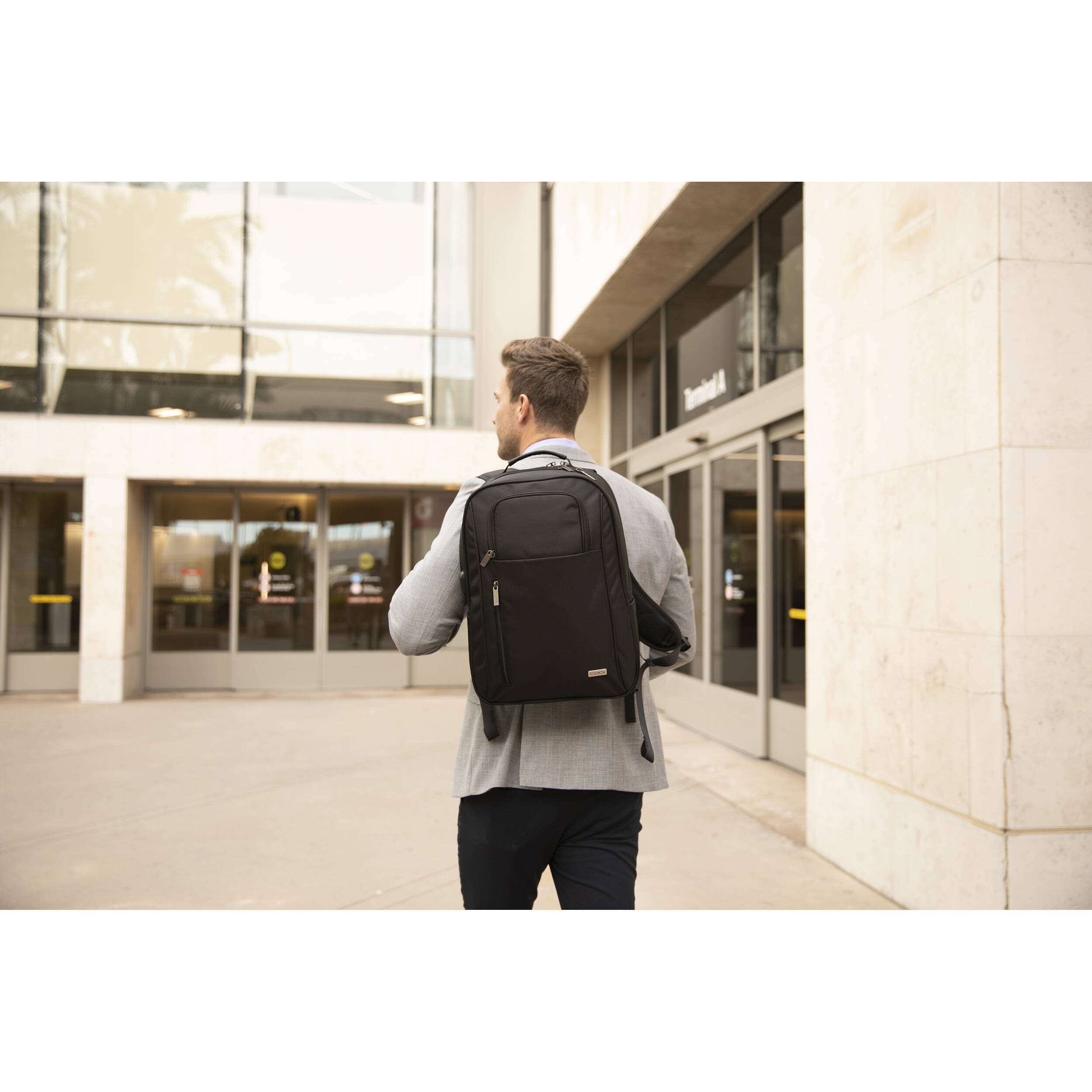 CODI FORTIS EXECUTIVE BACKPACK 15.6 BLACK BUILT IN USB CHARGING PORT — view 11