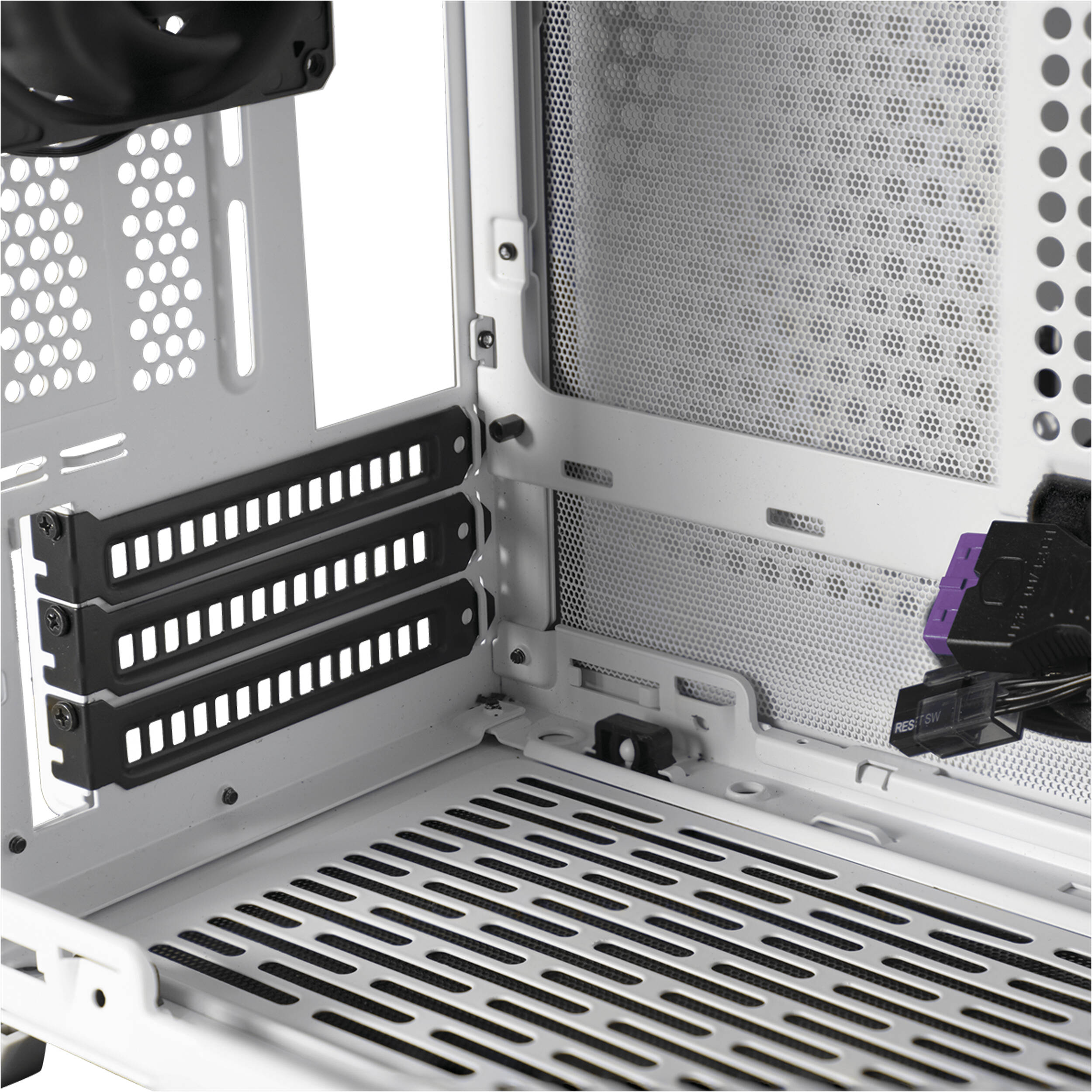 Cooler Master NR200 White SFF compact PC case for Mini-ITX builds — view 11
