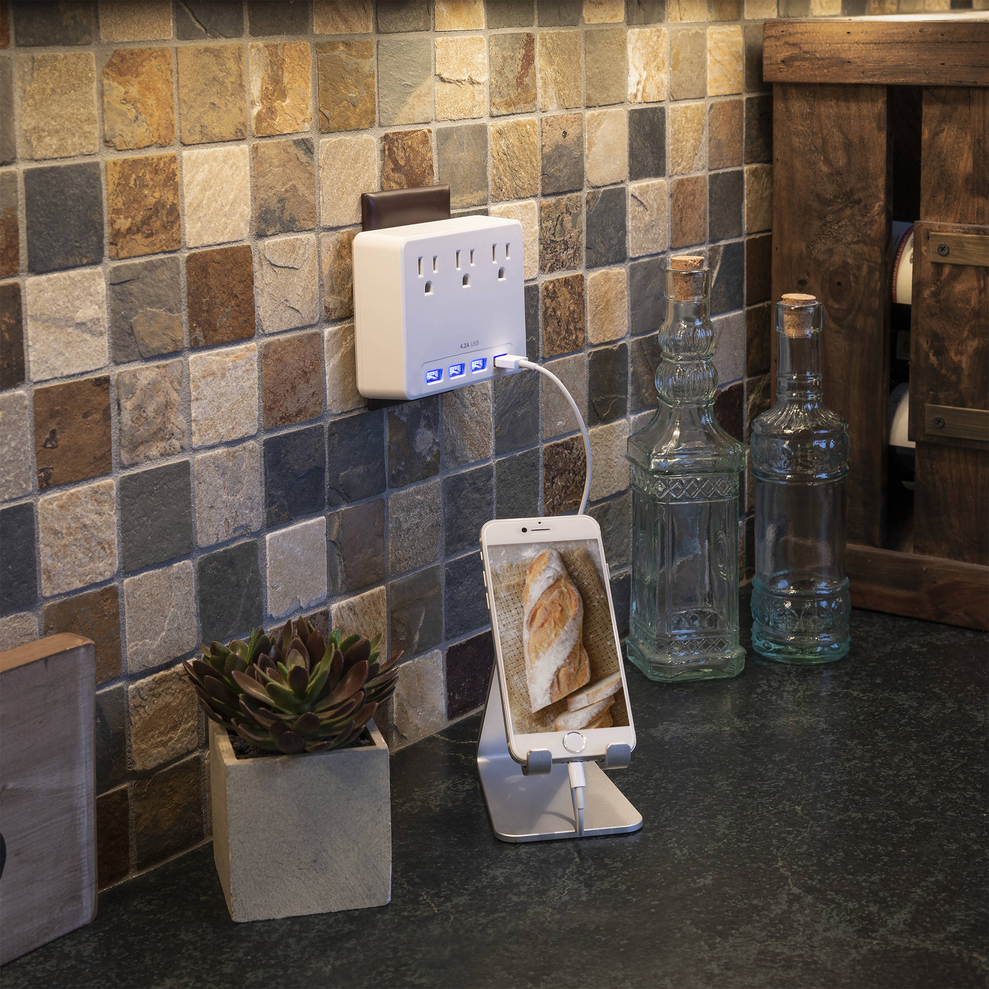 CyberPower P3WU USB charging station with four lighted ports and 4.2A total output — view 8