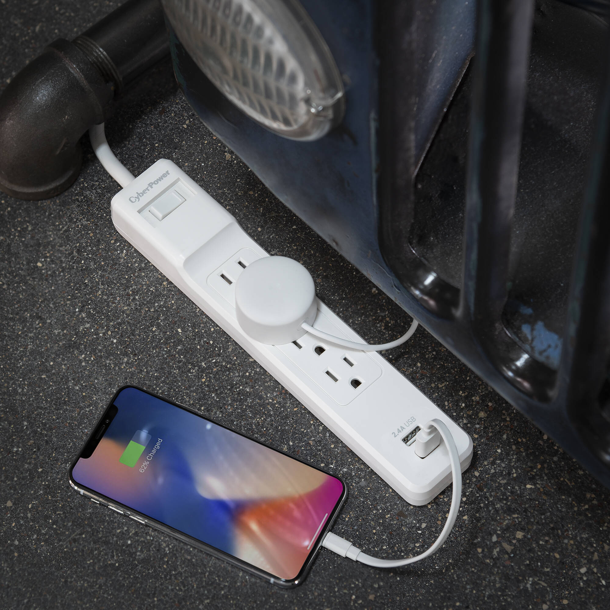 CyberPower P406U Surge protector with 6 ft cord and 5-15P plug — view 6