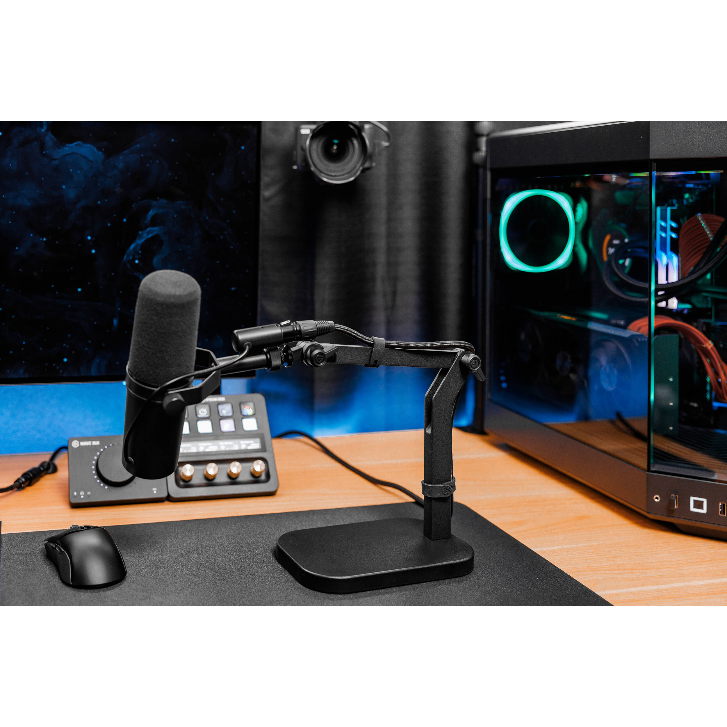 Elgato Wave Desk Stand for stable desktop microphone placement — view 16