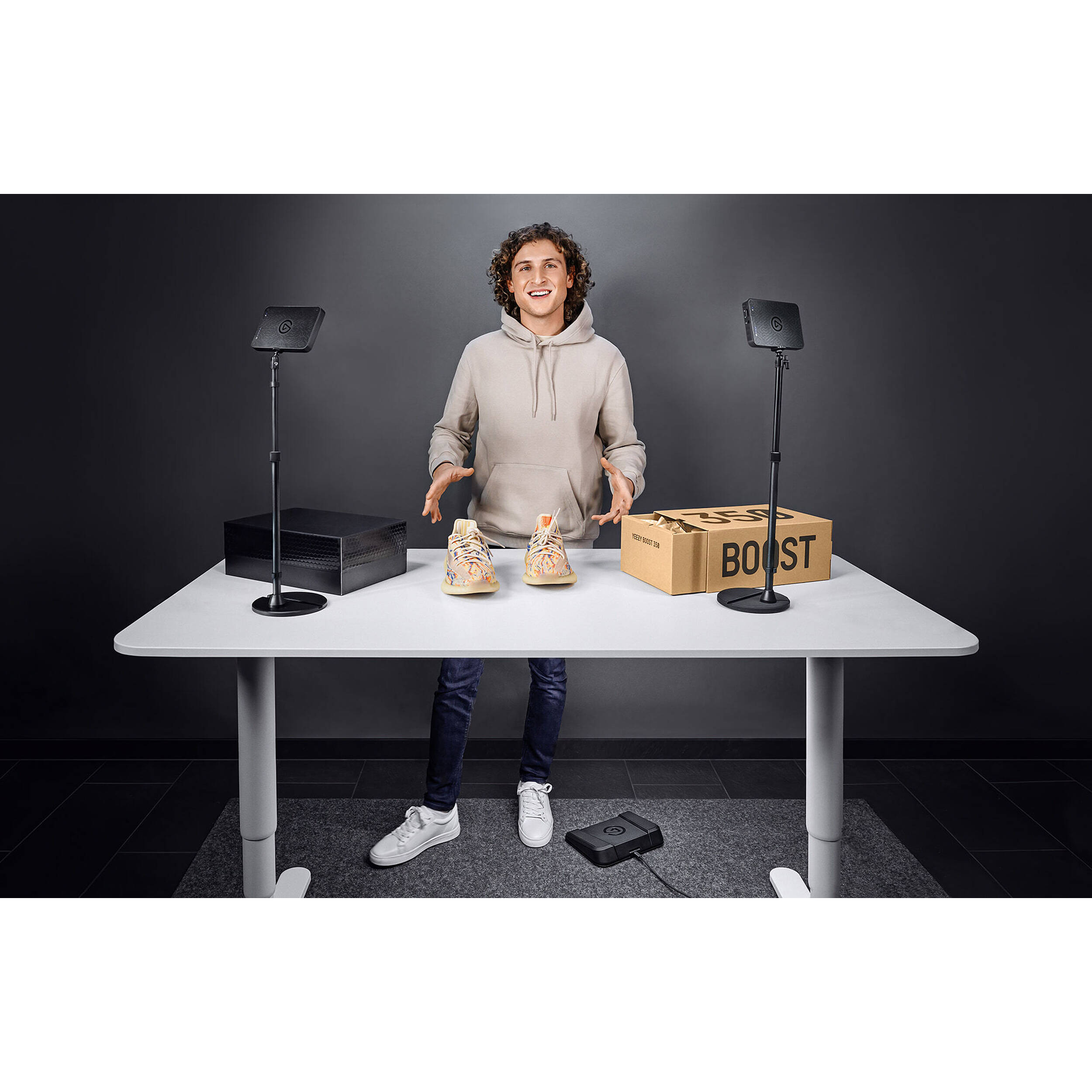 Corsair Stream Deck Foot Pedal for hands-free workflow control — view 31