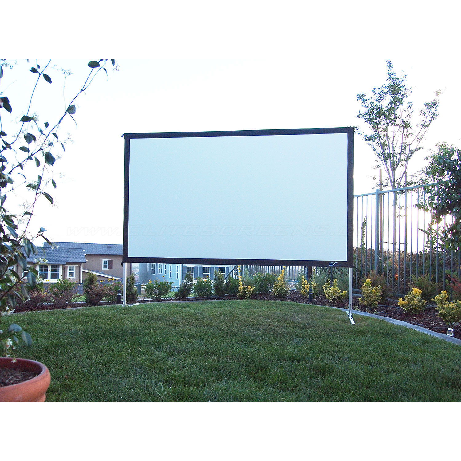 Elite Screens Yard Master 2 — view 5