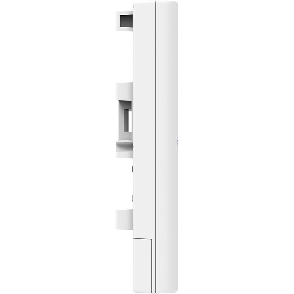 EnGenius EOC600 outdoor access point with 2x2 802.11ax 5 GHz radio and integrated 16 dBi antenna — view 3