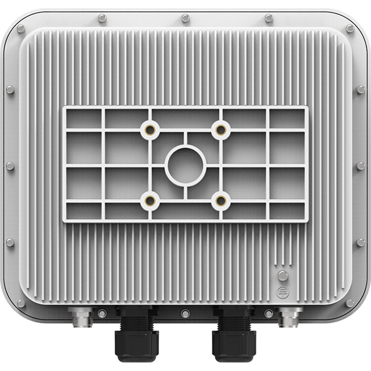 EnGenius EOC655-C18 broadband outdoor access point for long-range wireless site connectivity — view 2