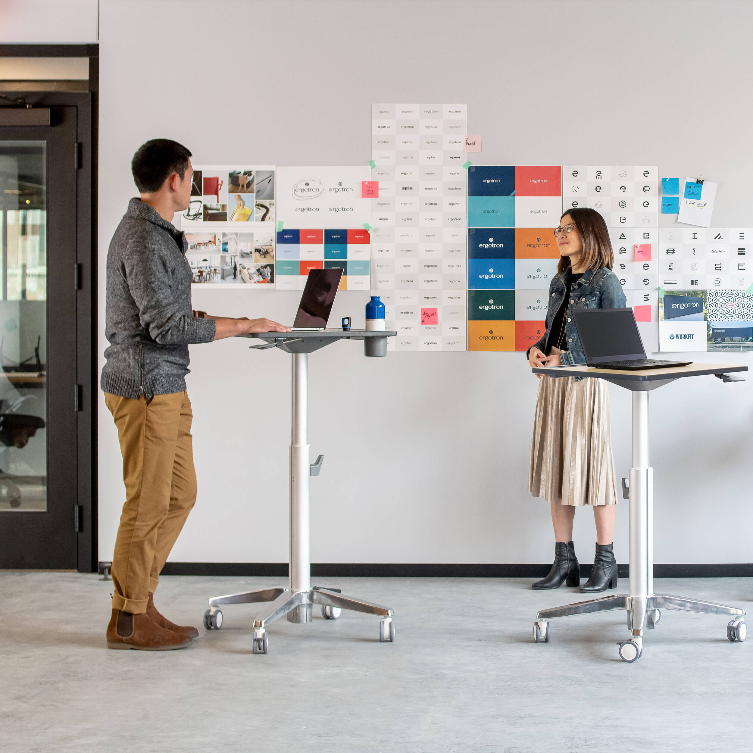 Ergotron mobile desk in Fusion Maple for flexible ergonomic office workspace use — view 9