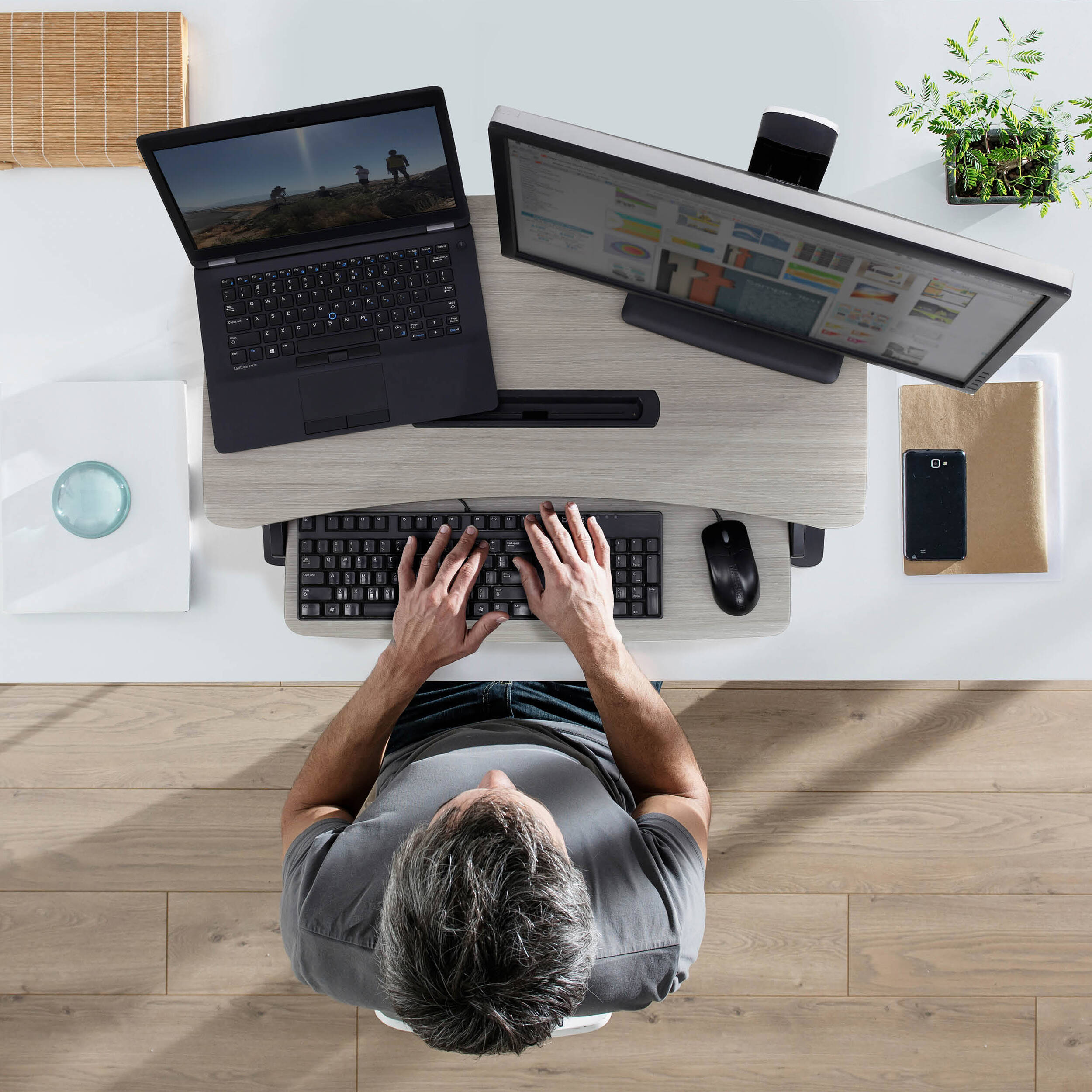 Ergotron WorkFit-Z Mini sit-stand desktop PGW for compact ergonomic workstation use — view 3