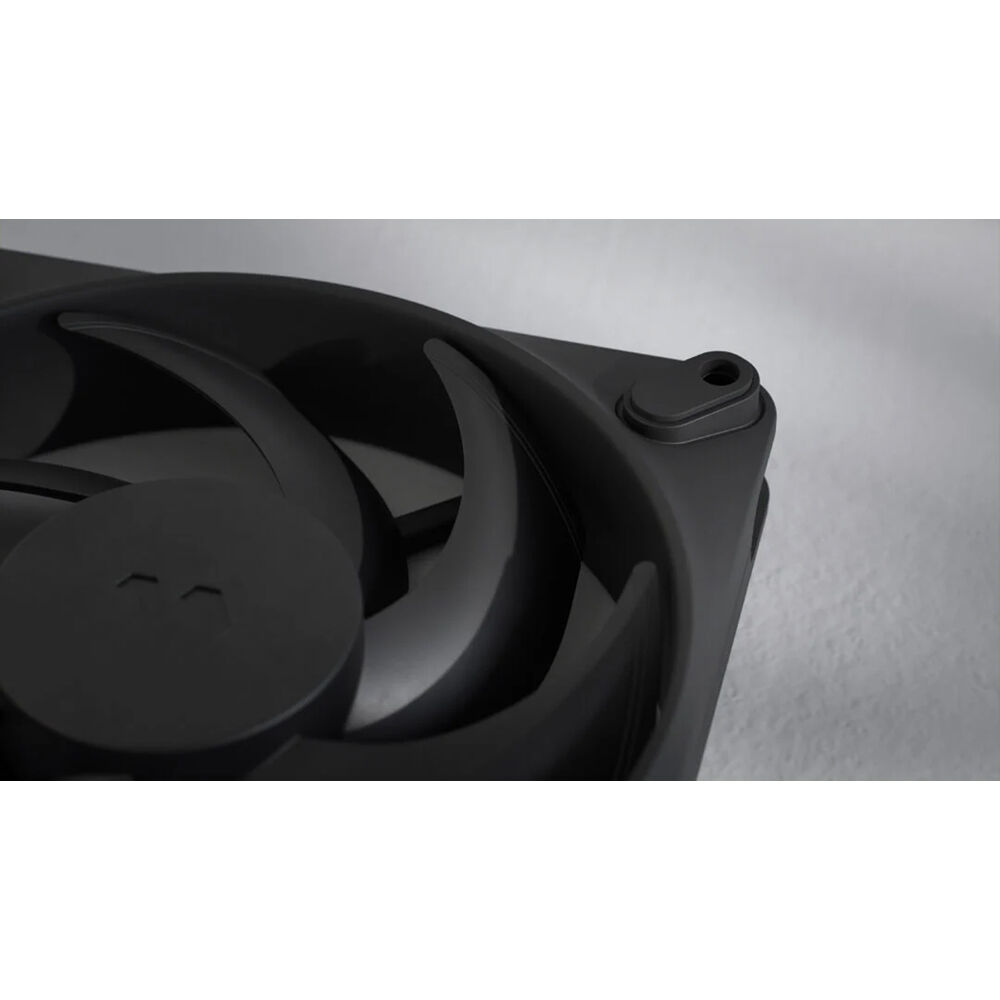 Fractal Design Momentum 12 RGB PWM Black 120 mm case fan with black frame and RGB lighting — view 8