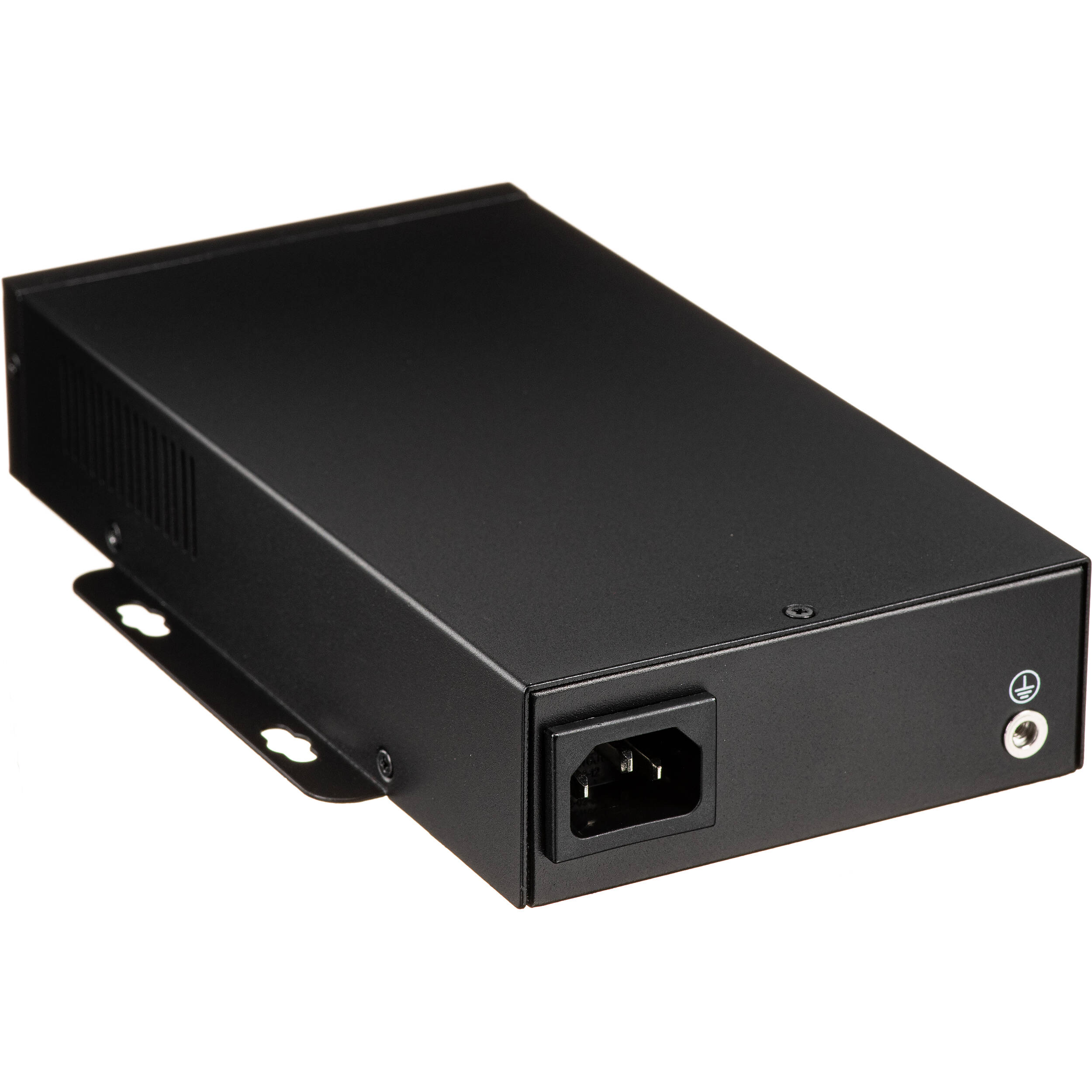 Wisenet P series network vandal outdoor Multi-Directional camera 4CH x 8MP @ 20FPS + PTZ 40x 2MP @ 30FPS, 4CH Remote PTRZ Lens 3.3~5.7mm (FoV H: 110 , V: 57 ), triple codec H.265/H.264/MJPEG, 120dB WDR; IR viewable  length 30m (98ft), Analytics events based on AI engine: Object detection (Person/Vehicle (car/truck/bus/bicycle/bike)), IVA (Virtual line/Area, Enter/Exit, Loitering, direction, intrusion), Appear/Disappear, WiseNR ?(using AI engine), WiseStream?(Based on AI engine), I/O Box compatibility; TPM with FIPS 140-2 level2, IP66, IK10, NEMA4X, HPoE (included) — view 8