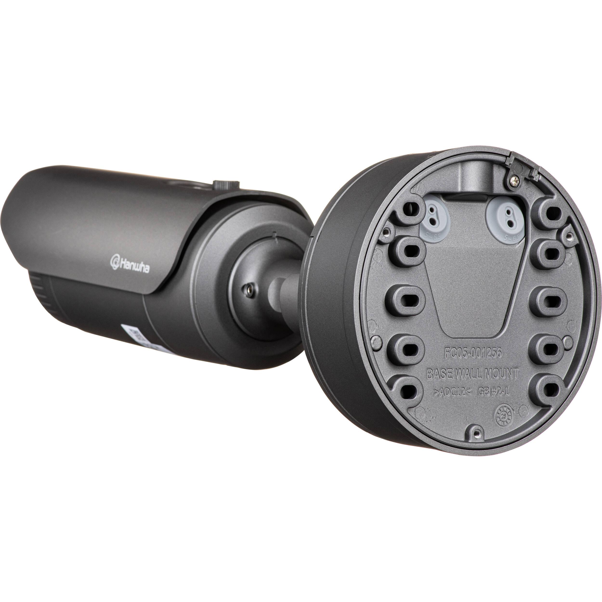 Wisenet X powered by Wisenet 5 network IR outdoor bullet camera, 5MP @30fps, motorized vari-focal lens 2.4x (3.7~9.4mm) (100.2 ~38.7 ), triple codec H.265/H.264/MJPEG with WiseStream II technology, 120dB WDR, USB port for easy installation, advanced video analytics and sound classification, high powered IR LEDs range of 164', true D/N, dual SD card, hallway view, HLC, defog detection, DIS, backbox included, 12VDC/24VAC/PoE, IP67, IK10, Nema 4X, -40 C ~ +55 C (-40 F ~ +131 F) — view 2