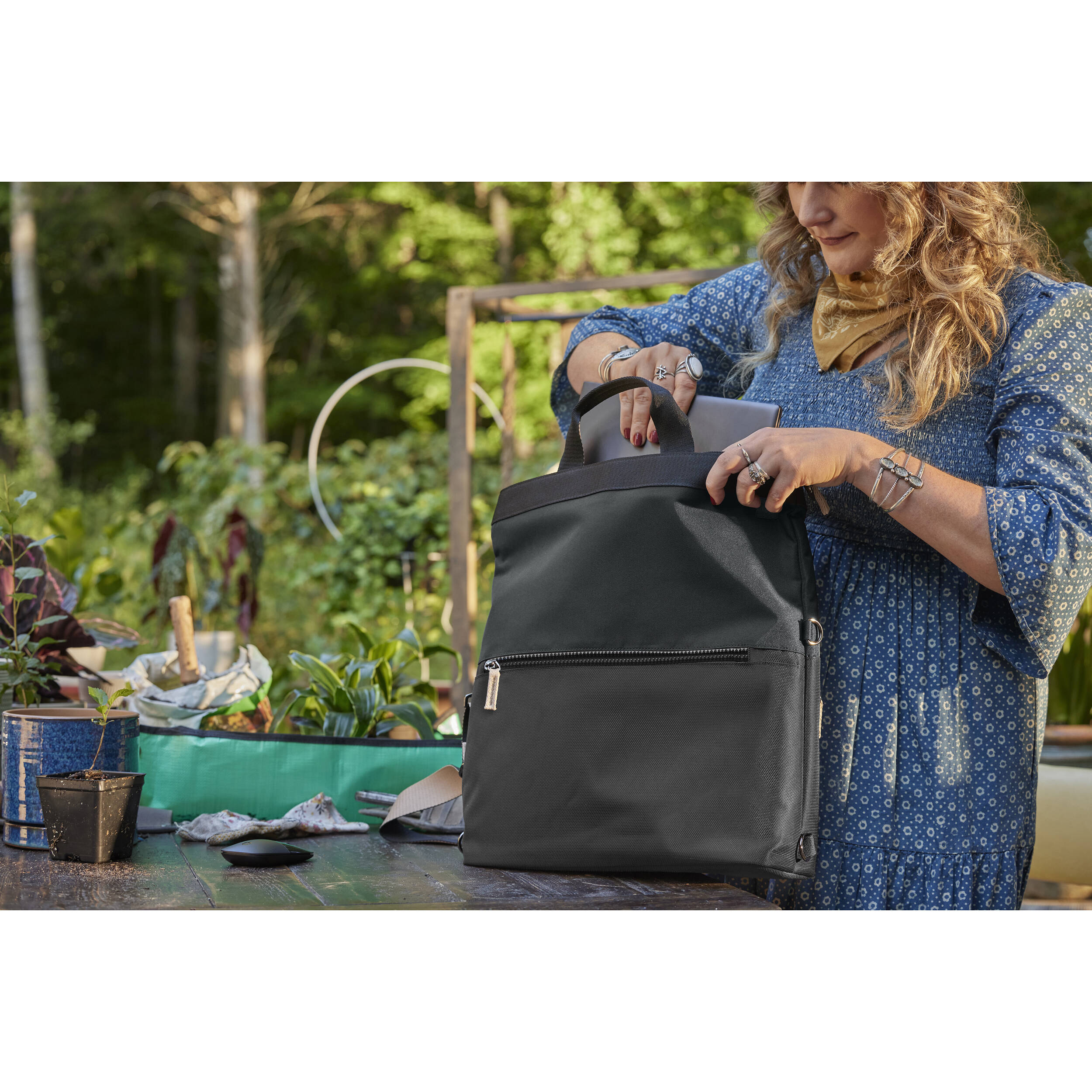HP 14 Conv LBP Tote — view 17