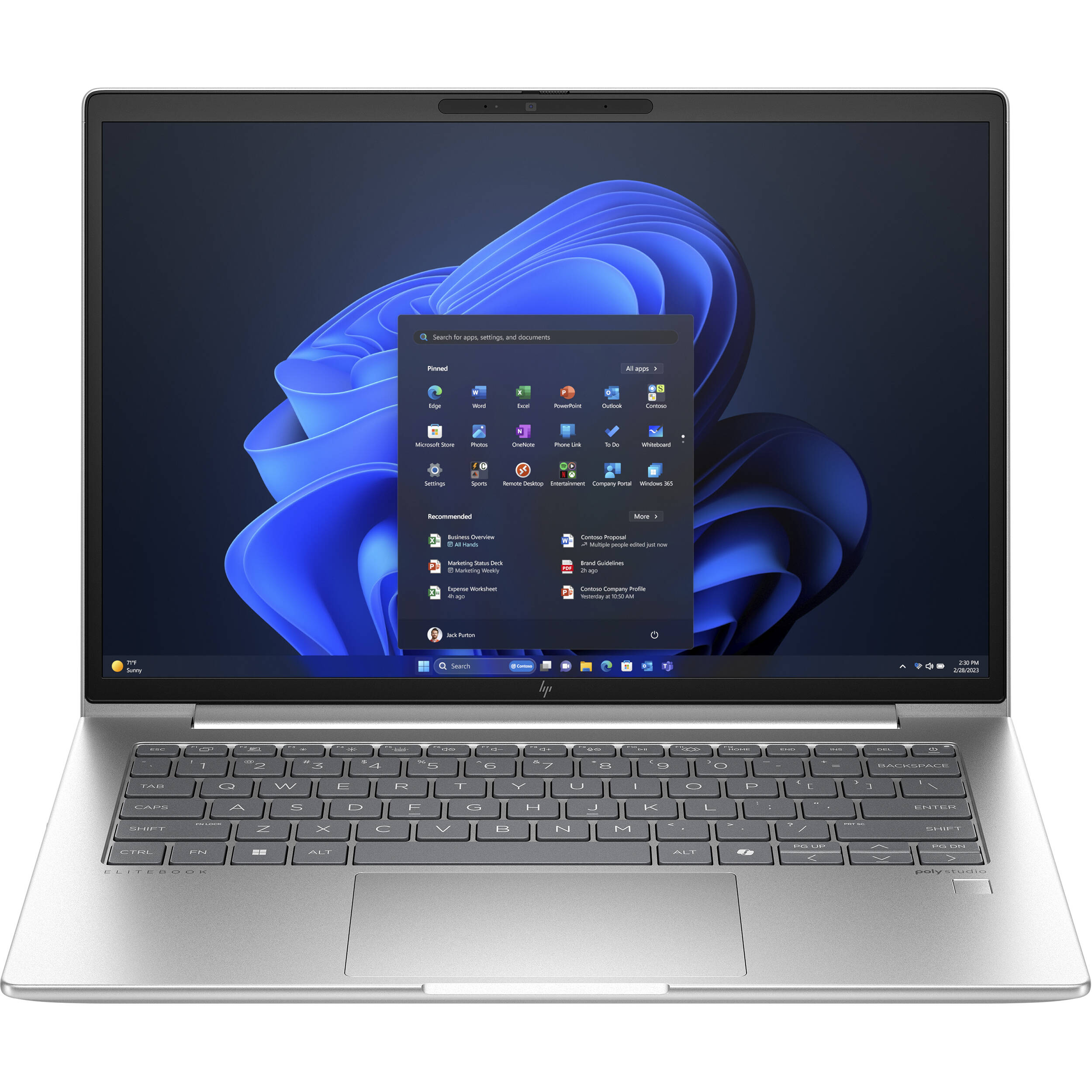 HP EliteBook 640 G11 14-inch business laptop in Natural Silver with WUXGA display — view 2