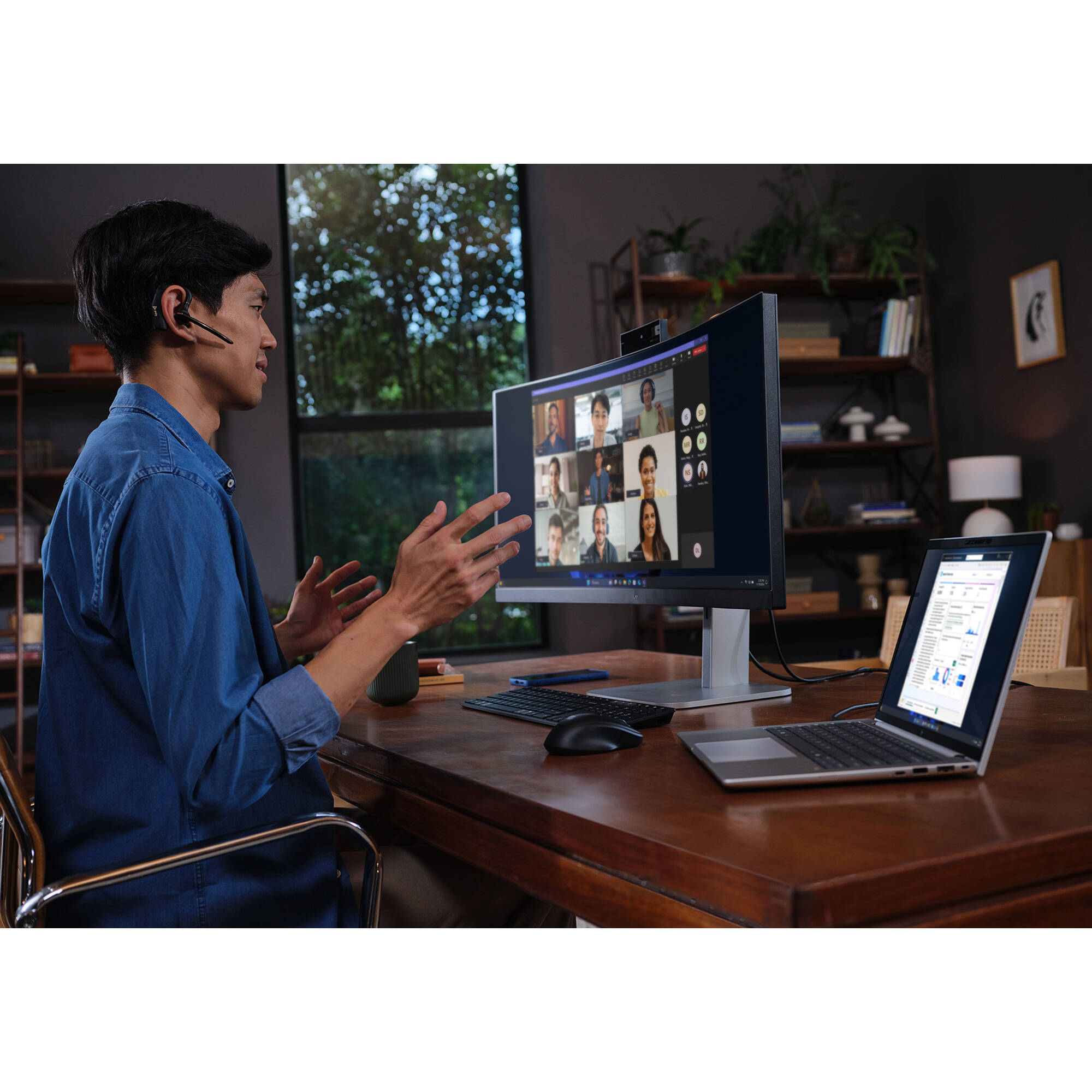 HP EliteBook 8 G1i 14-inch business laptop with Core Ultra 7, 16GB RAM, and 512GB SSD — view 10