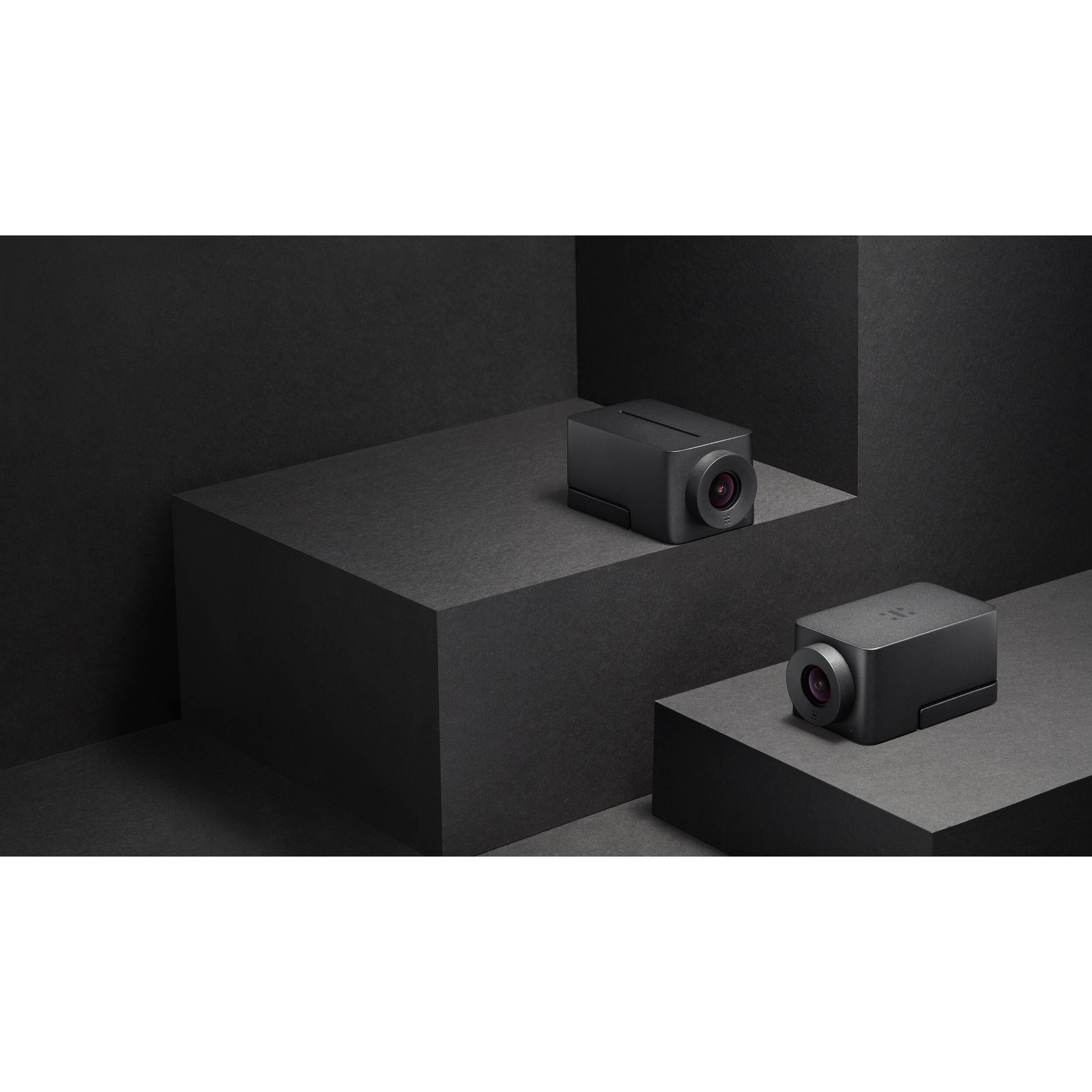 Huddly IQ Mic No Cable webcam with integrated microphone for conference rooms — view 4