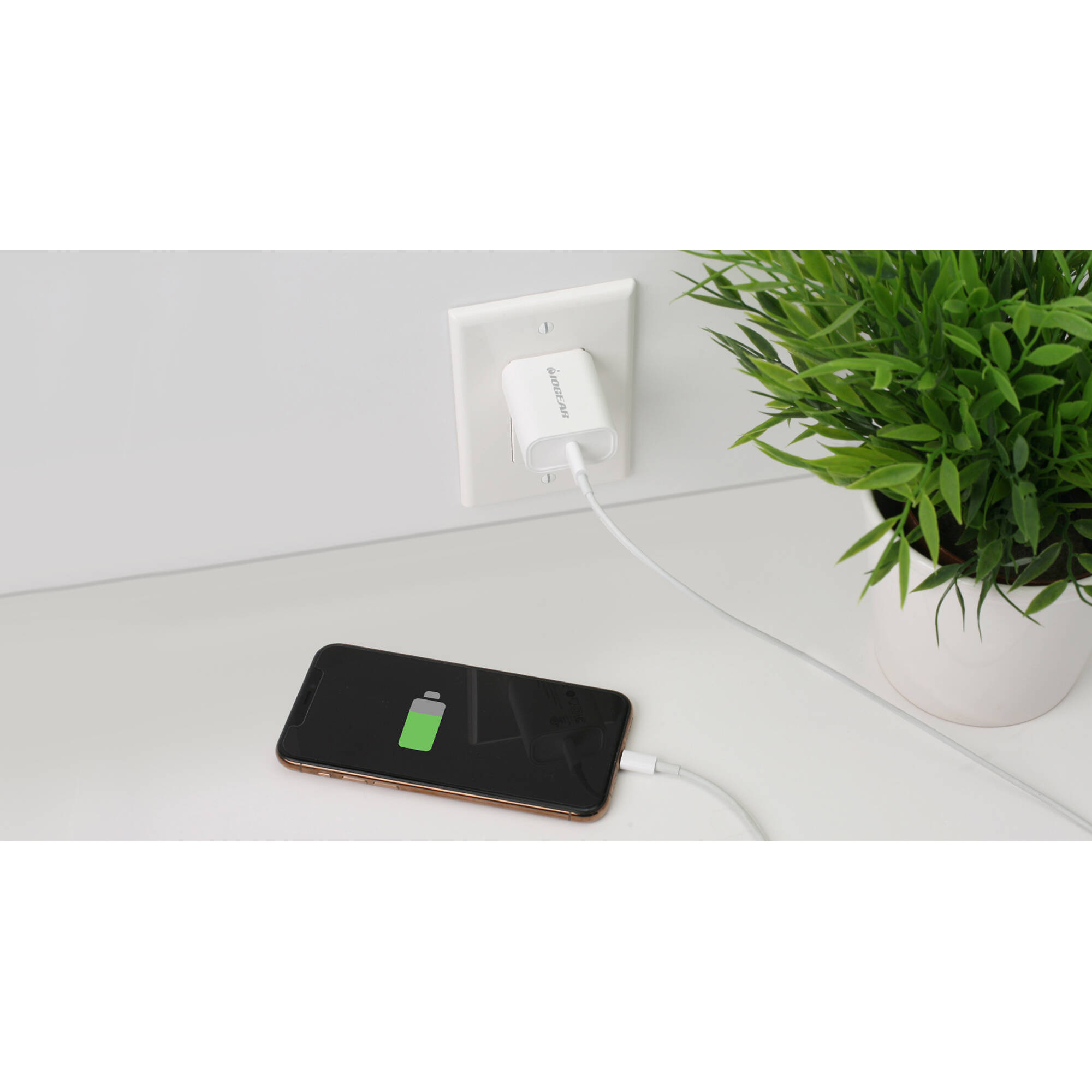 IOGEAR GearPower 20W USB-C charger 2-pack for phones and tablets — view 5