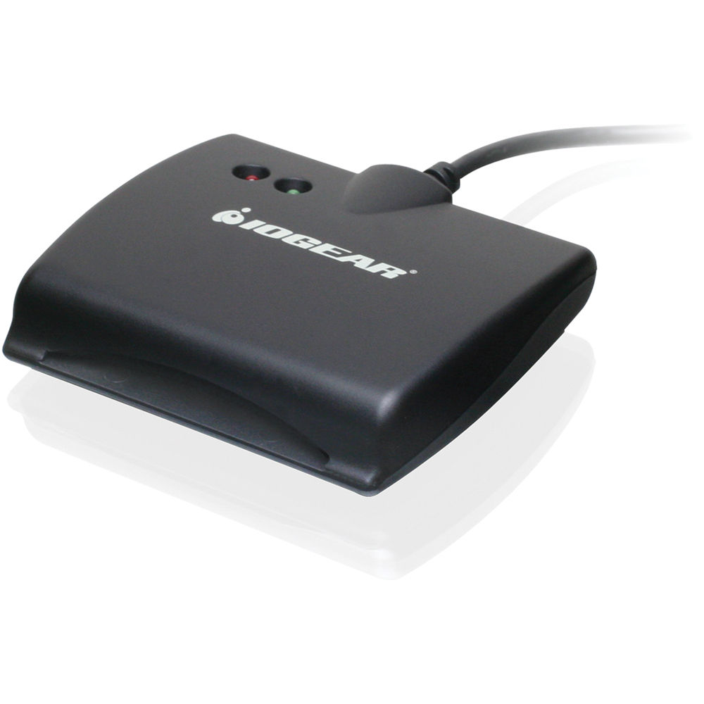 IOGEAR GSR202 USB smart card reader for contact smart card authentication — view 2