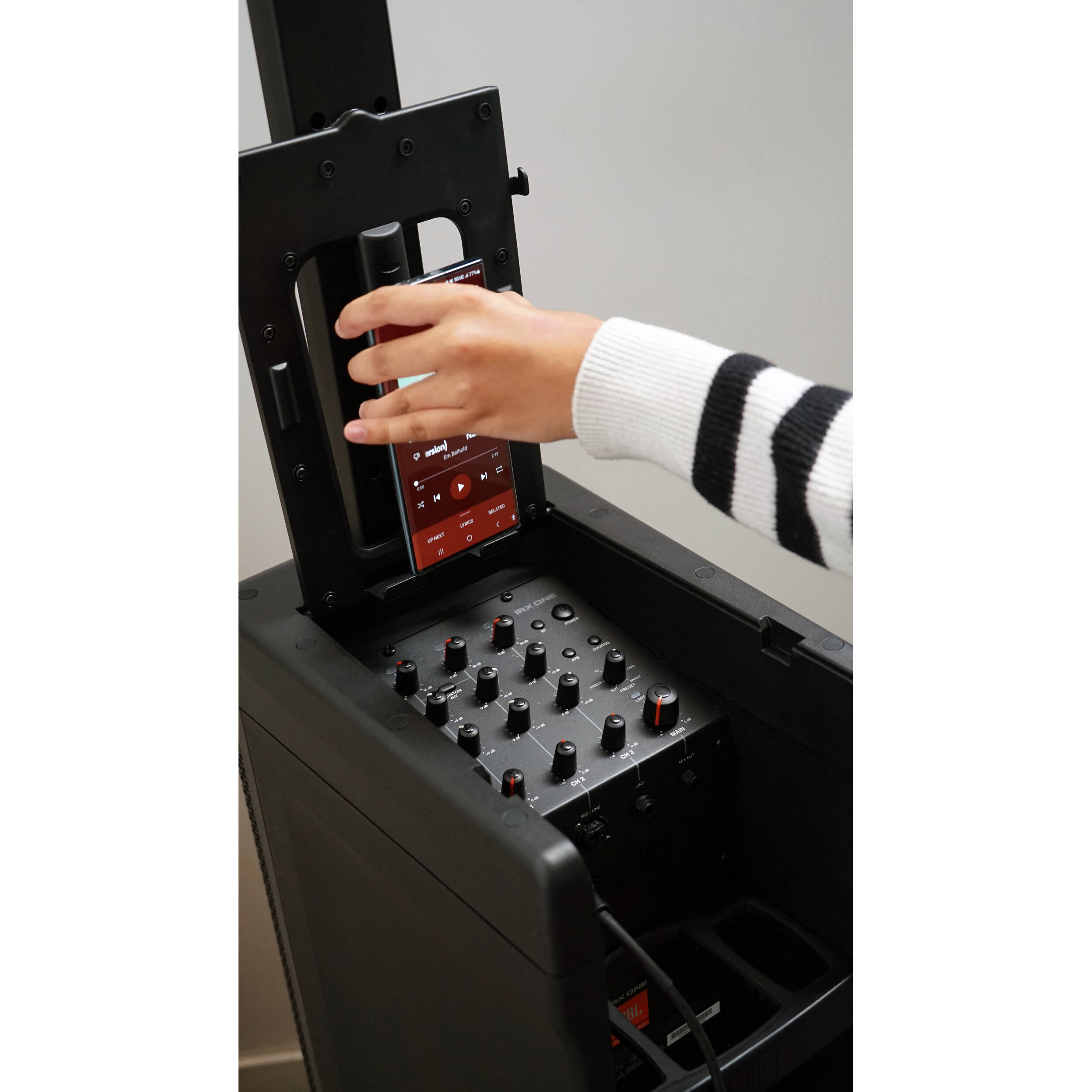 JBL IRX ONE powered column PA system with Bluetooth for portable event audio — view 21