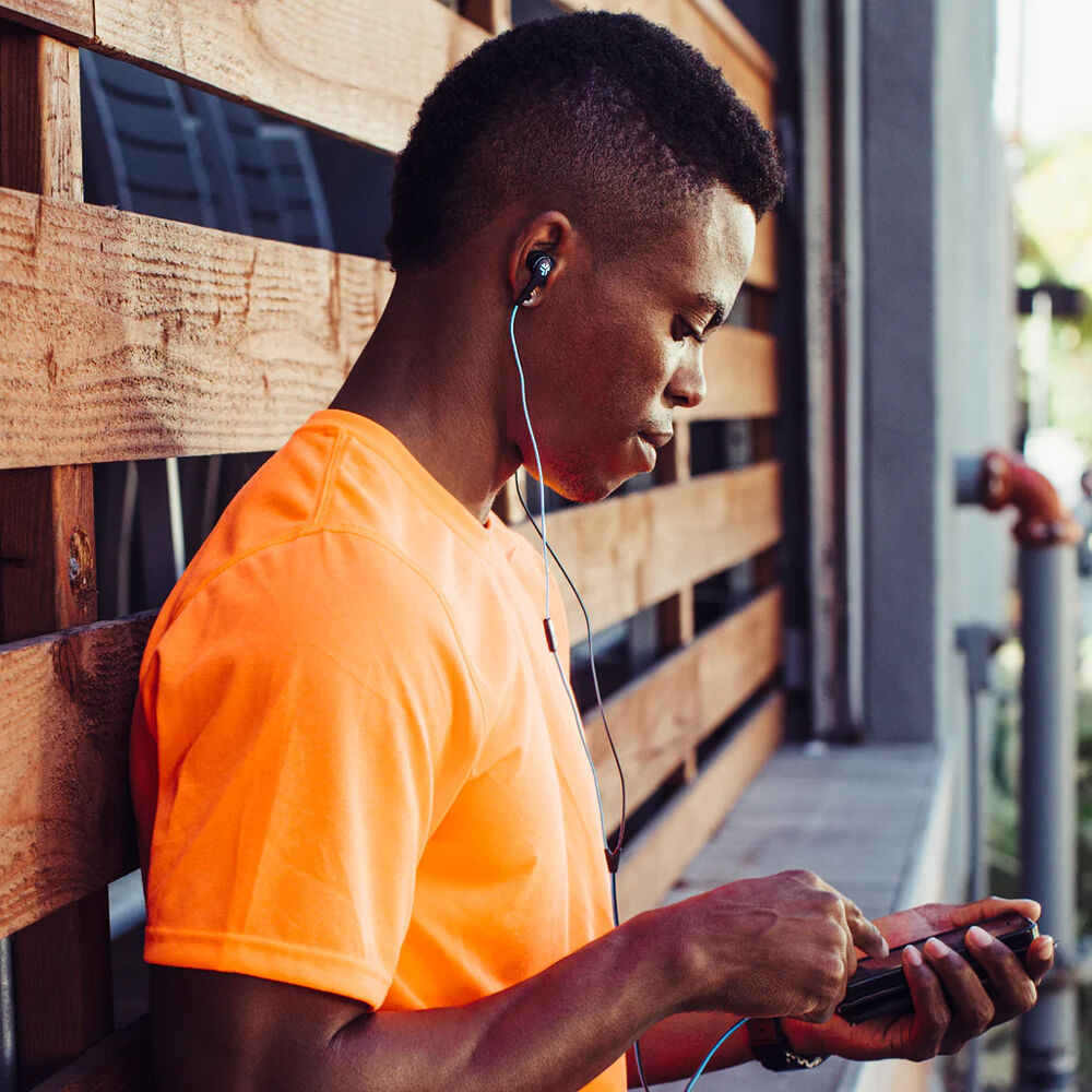 JBUDS PRO SIGNATURE WIRED EARBUDS — view 10