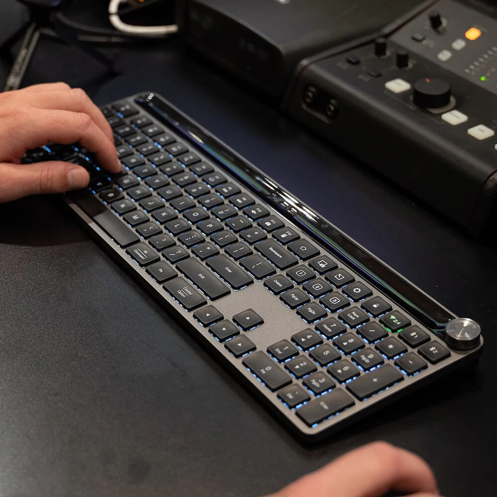 EPIC WIRELESS KEYBOARD — view 4