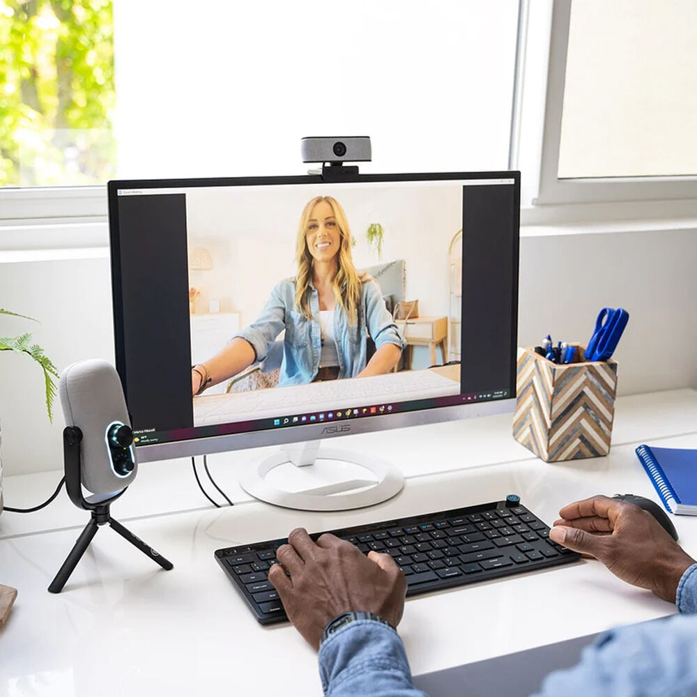 JLab Audio JBuds HD Webcam with 1080p HD video, autofocus, and privacy shutter — view 9