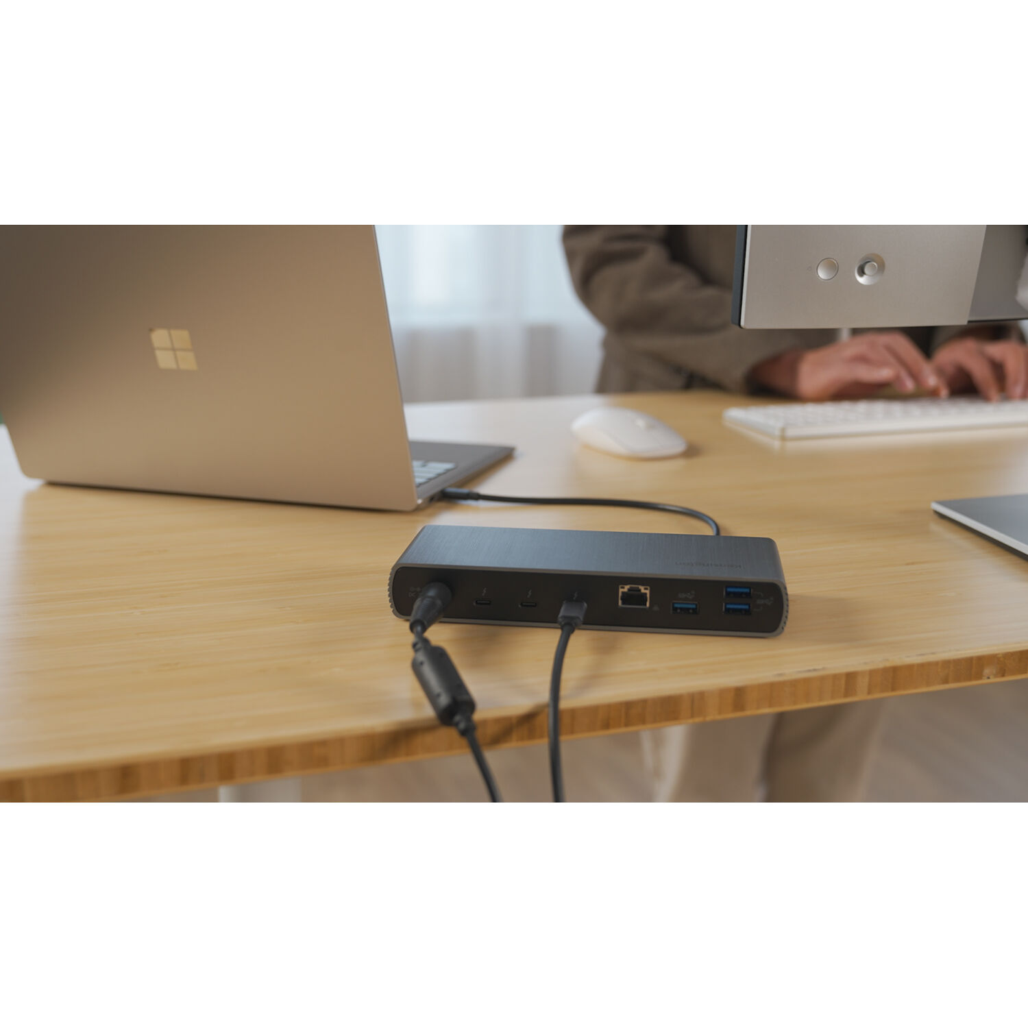 SD5780T TB 4 Dual 4K Dock — view 12