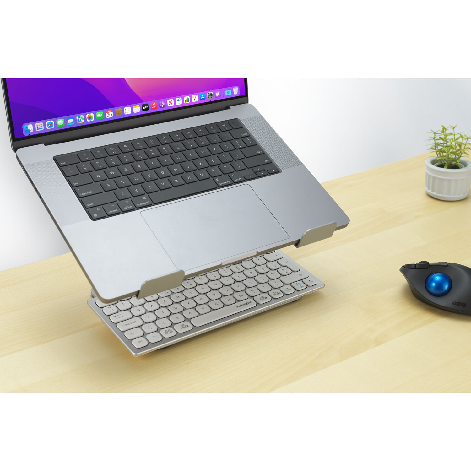 Kensington Uni Tabletop Laptop Riser in adjustable steel and aluminum desktop design — view 11